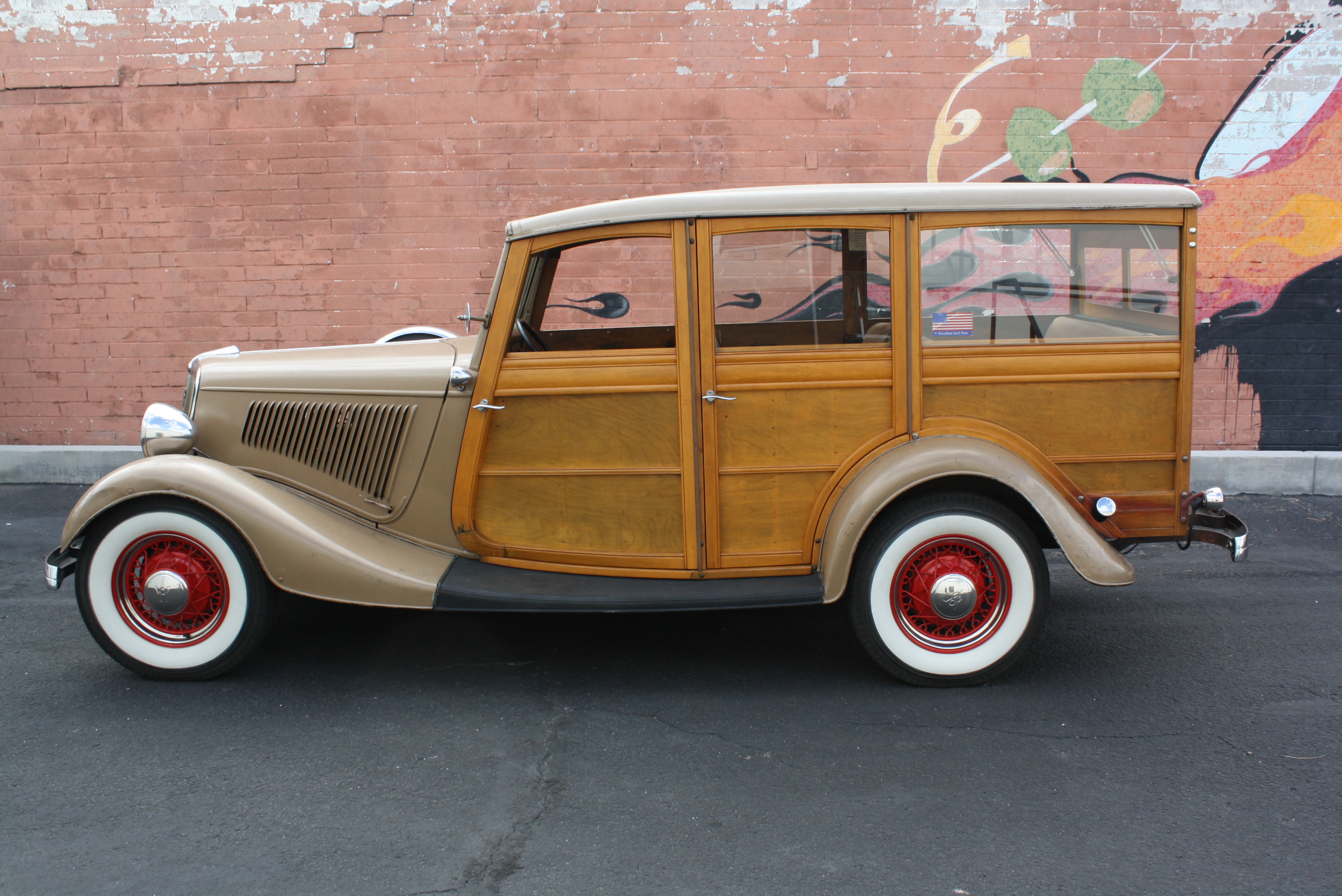 1934 Ford Woody Wagon