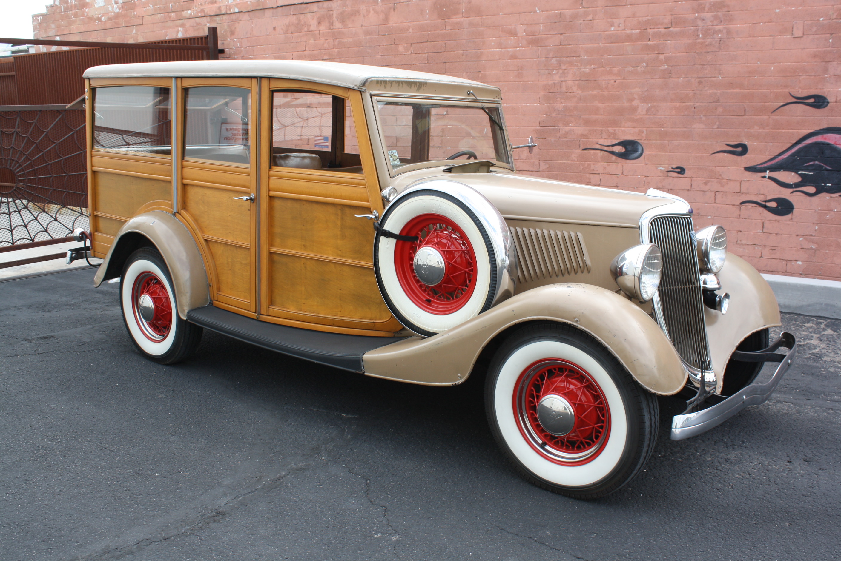 1934 Ford Woody Wagon