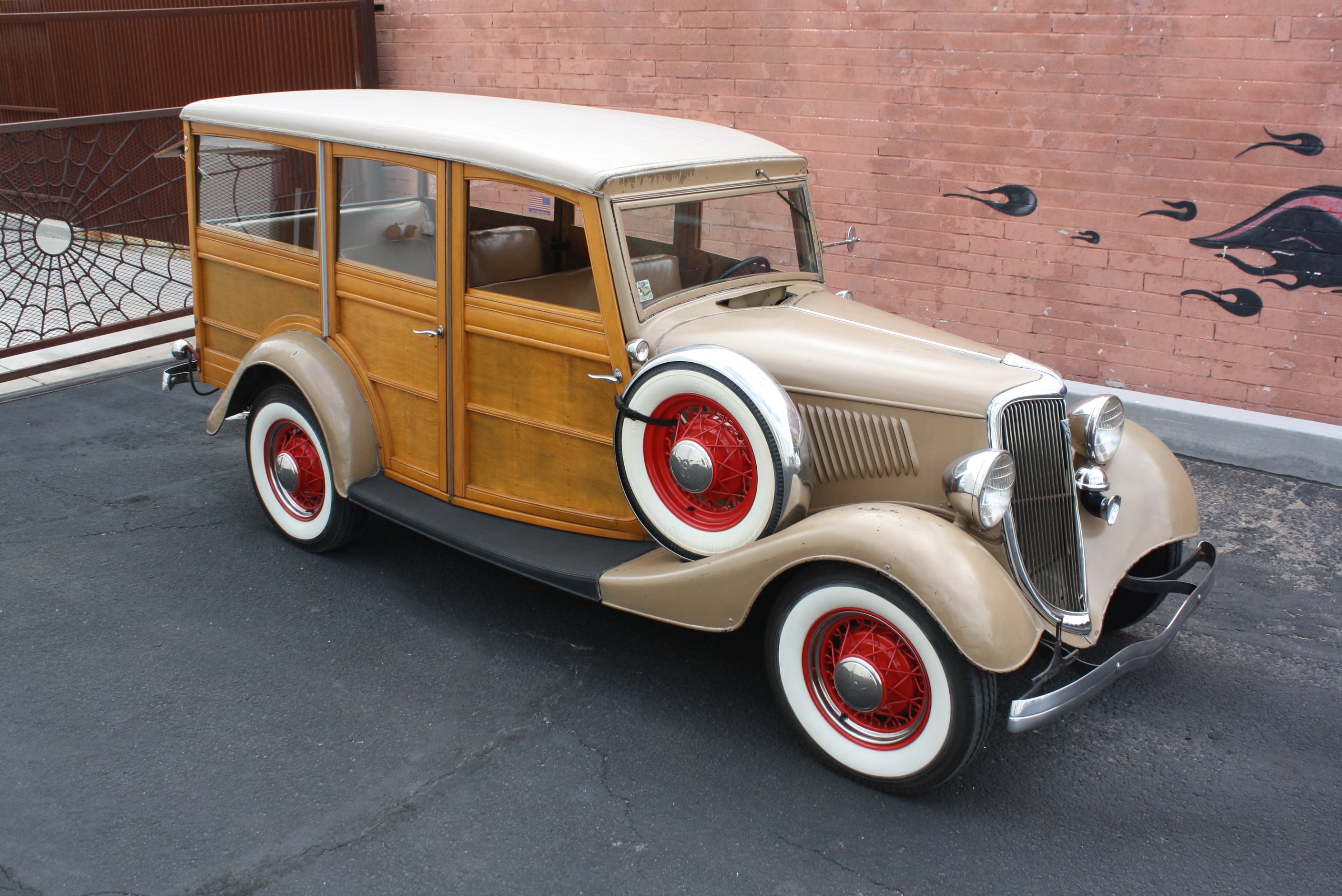 1934 Ford Woody Wagon