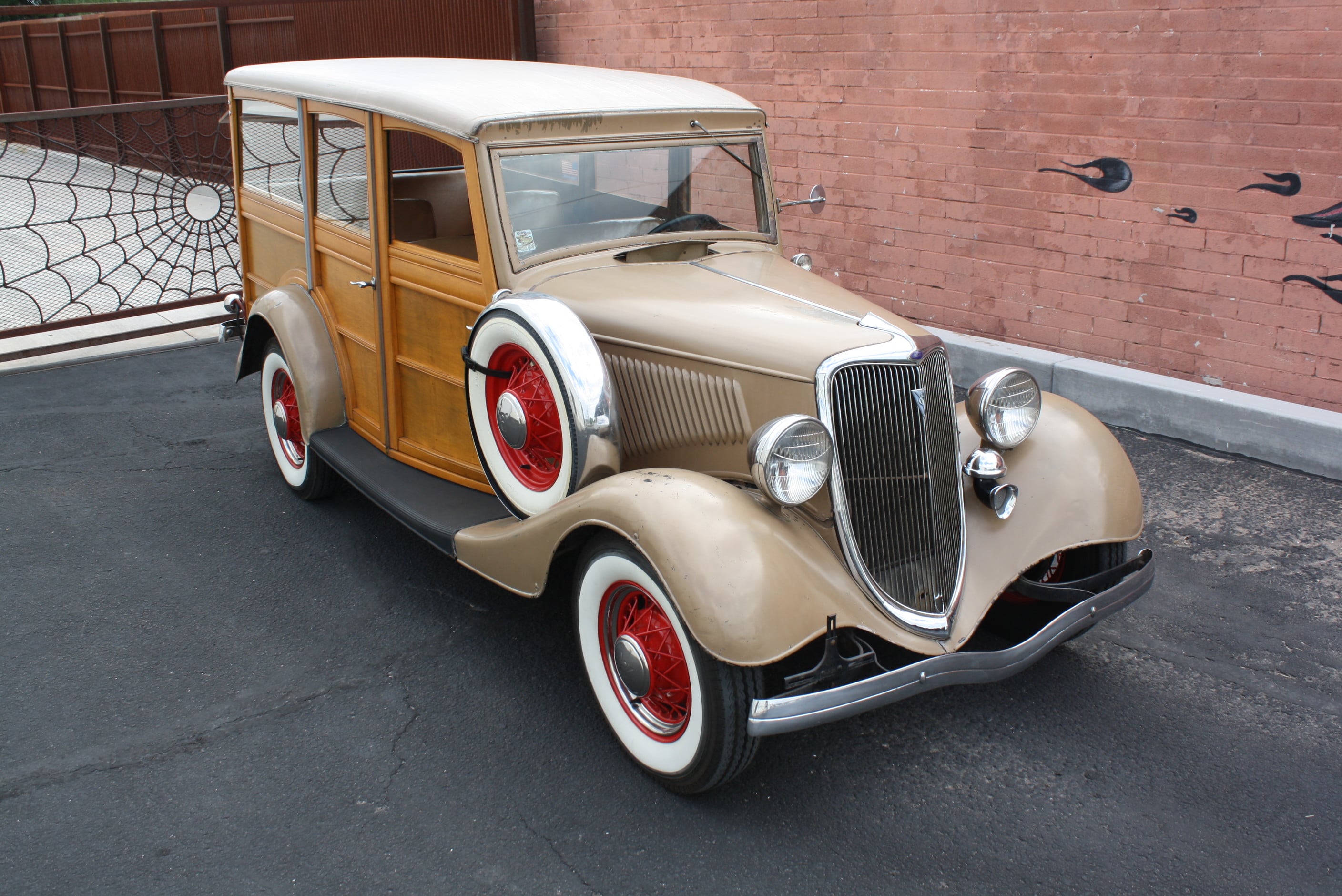 1934 Ford Woody Wagon