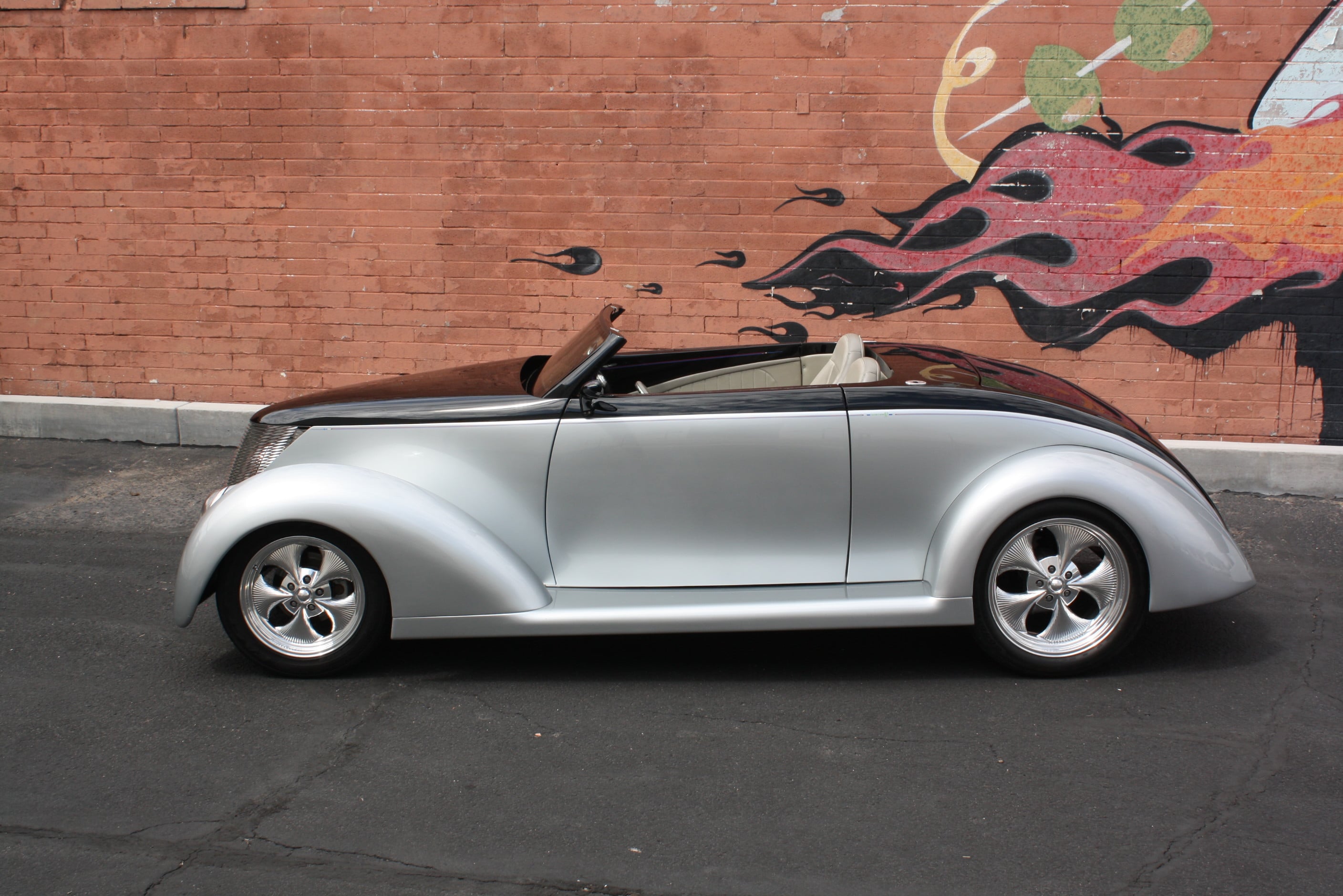 1937 Ford Custom Cabriolet – Tucson Classic Motor Co.