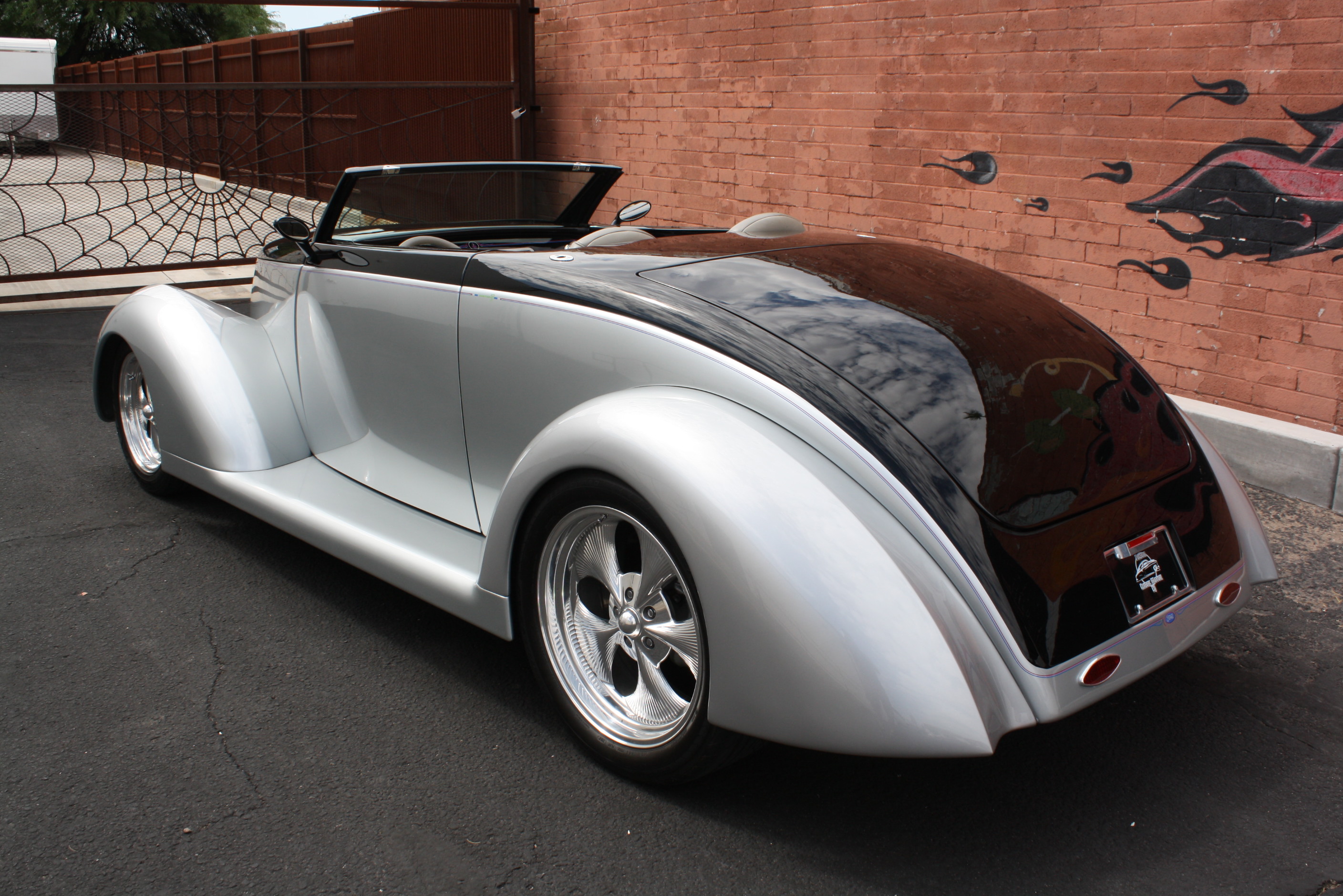 1937 Ford Custom Cabriolet