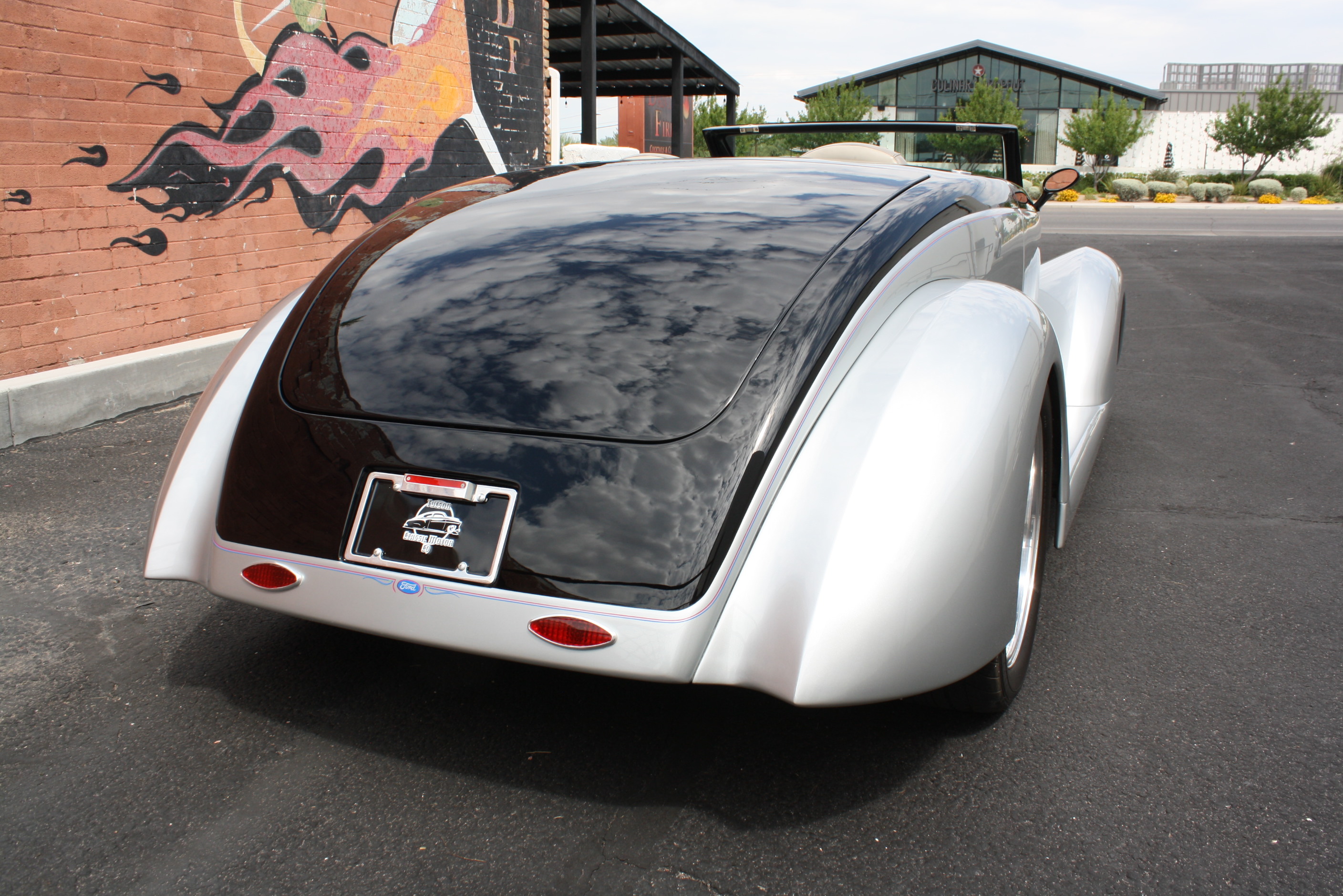 1937 Ford Custom Cabriolet