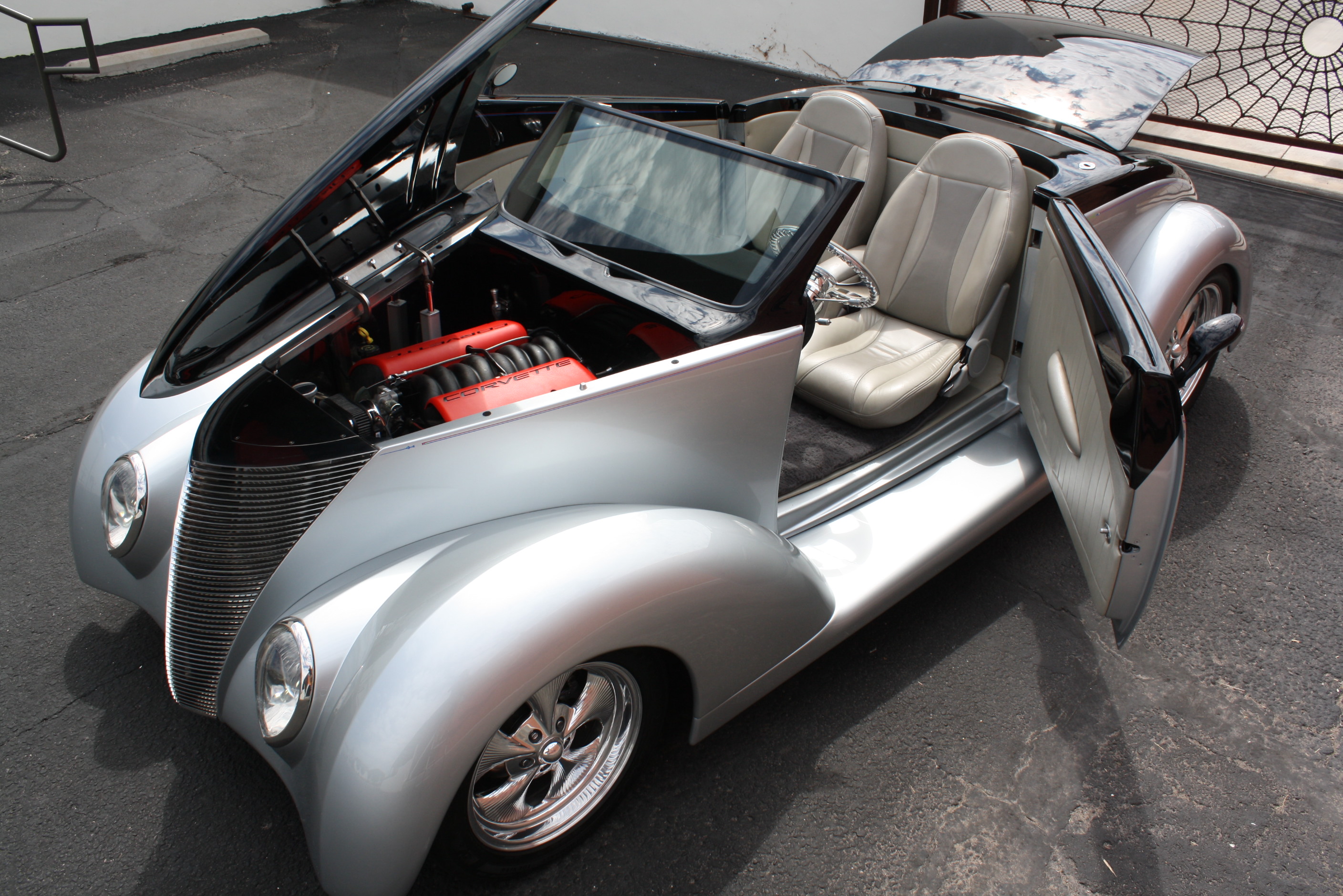 1937 Ford Custom Cabriolet