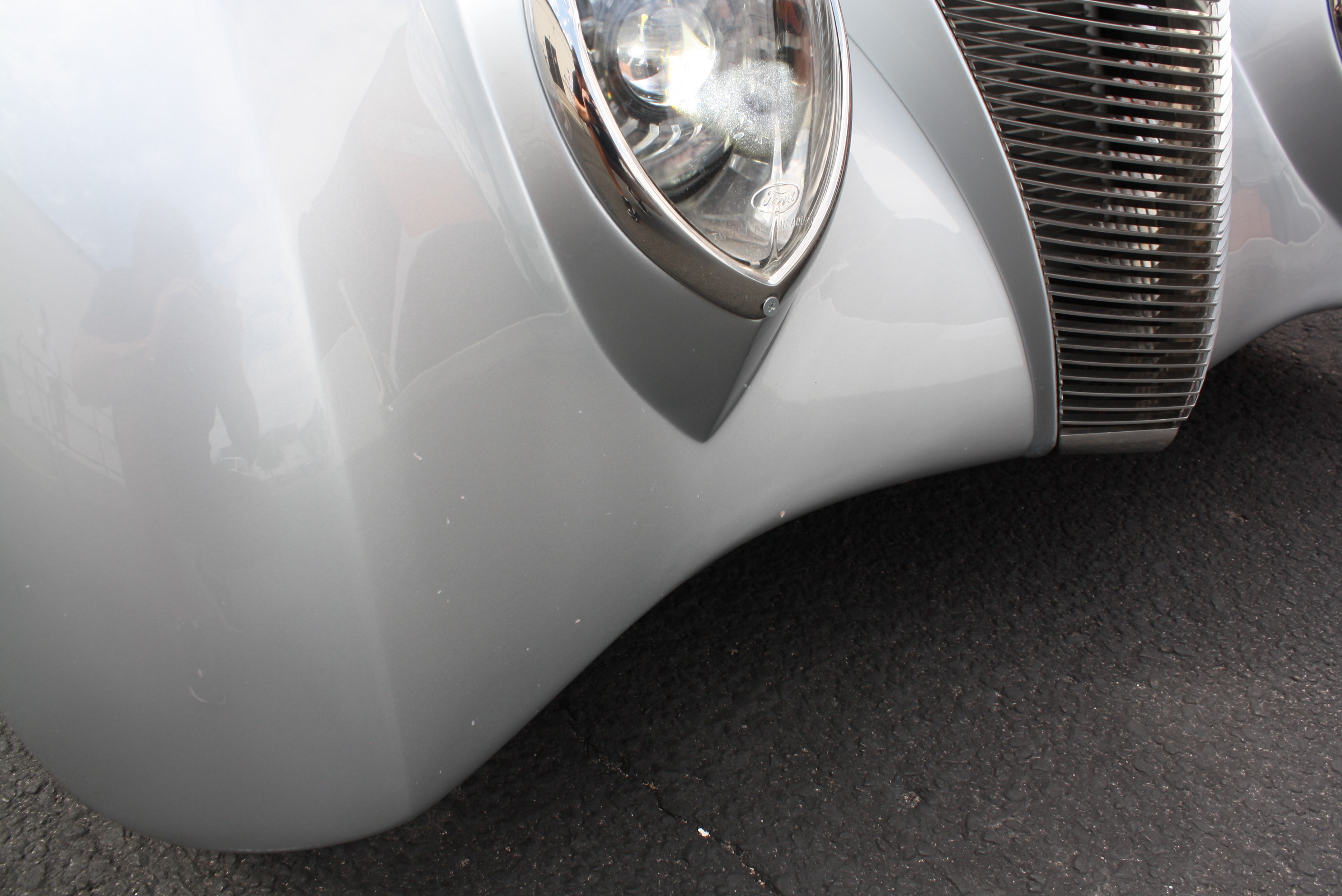 1937 Ford Custom Cabriolet
