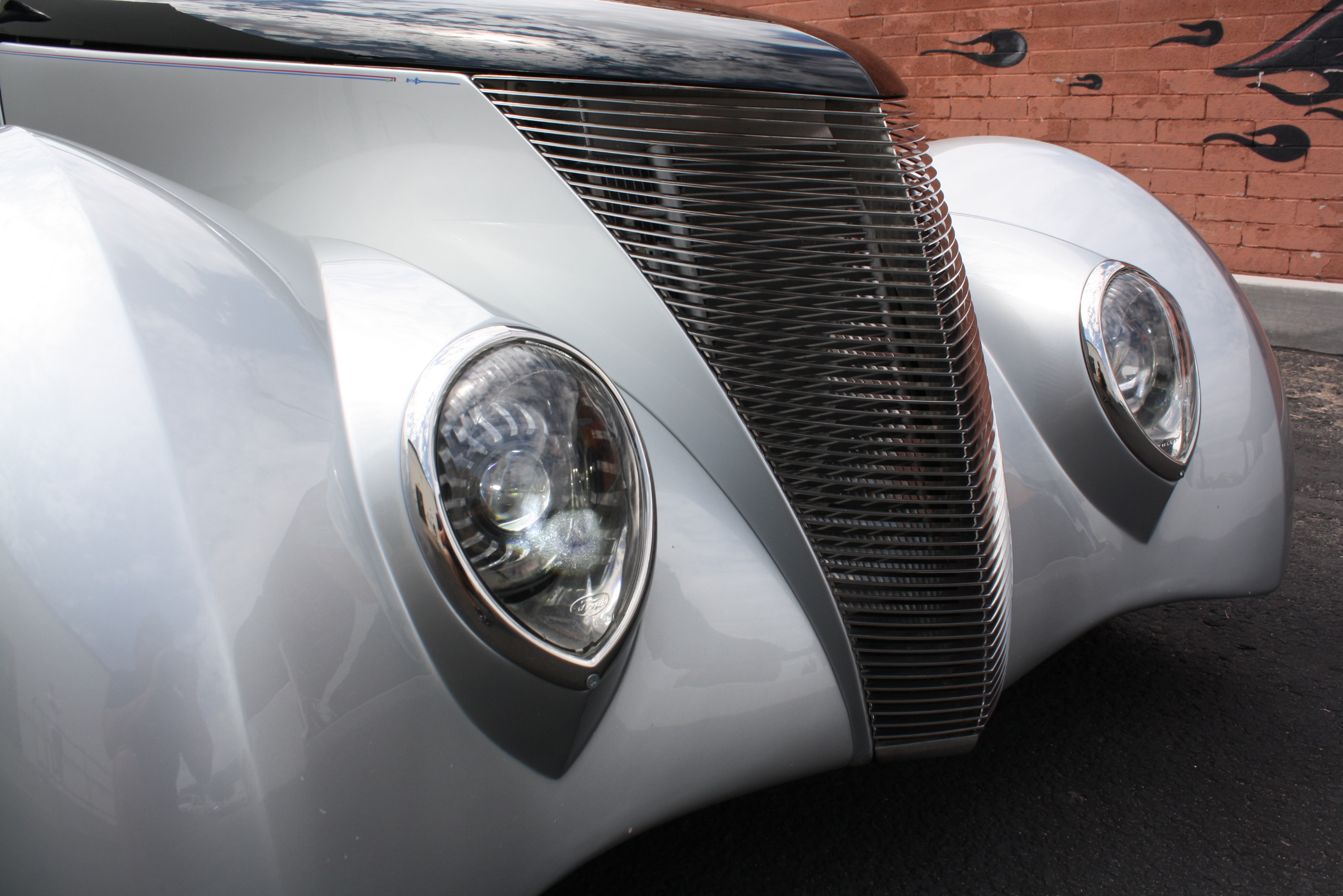 1937 Ford Custom Cabriolet