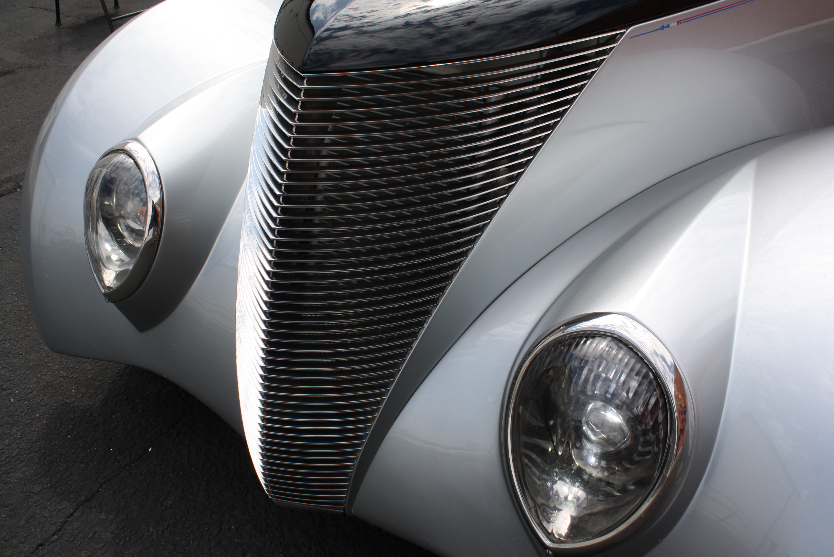 1937 Ford Custom Cabriolet