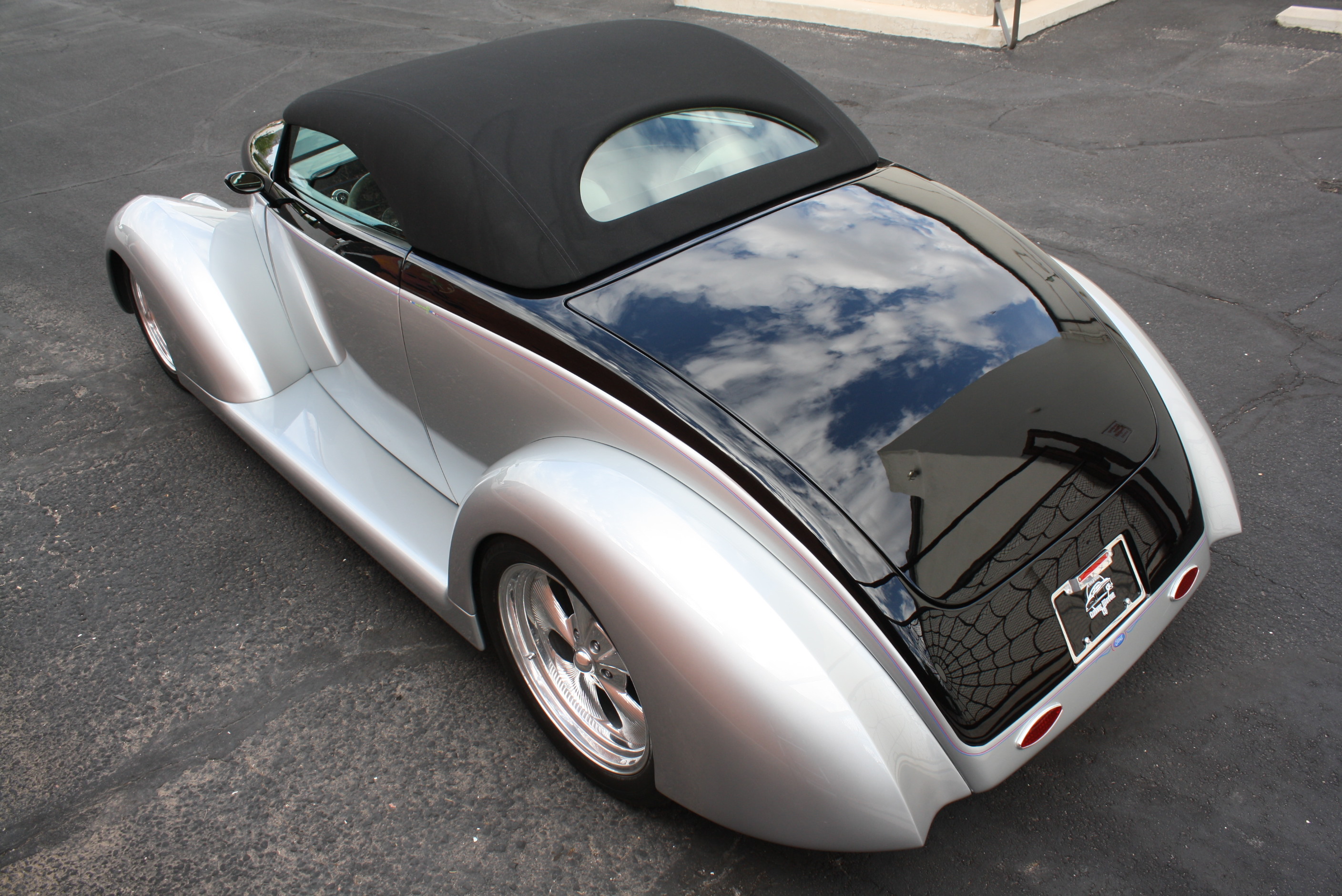 1937 Ford Custom Cabriolet