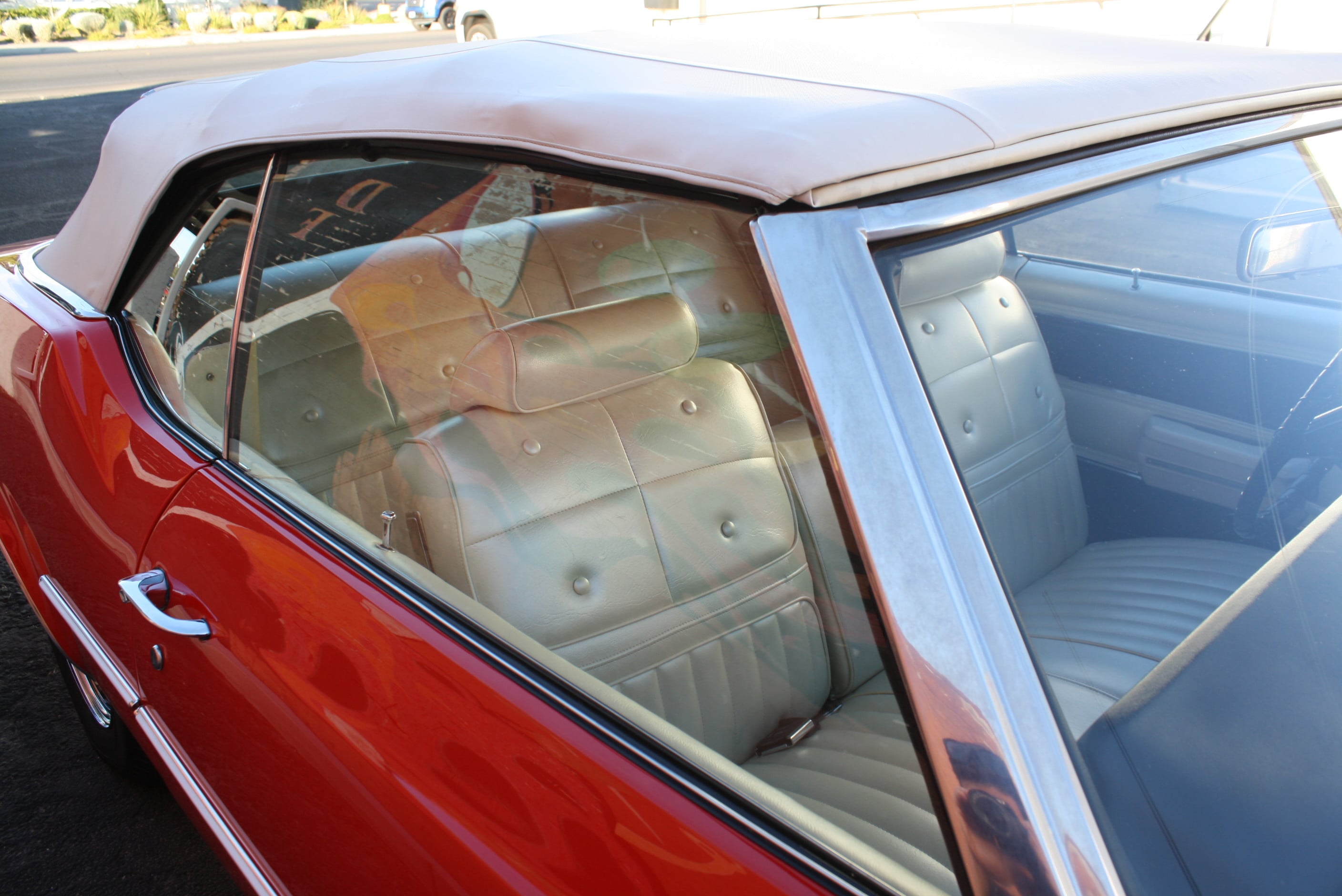 1970 Oldsmobile Cutlass convertible