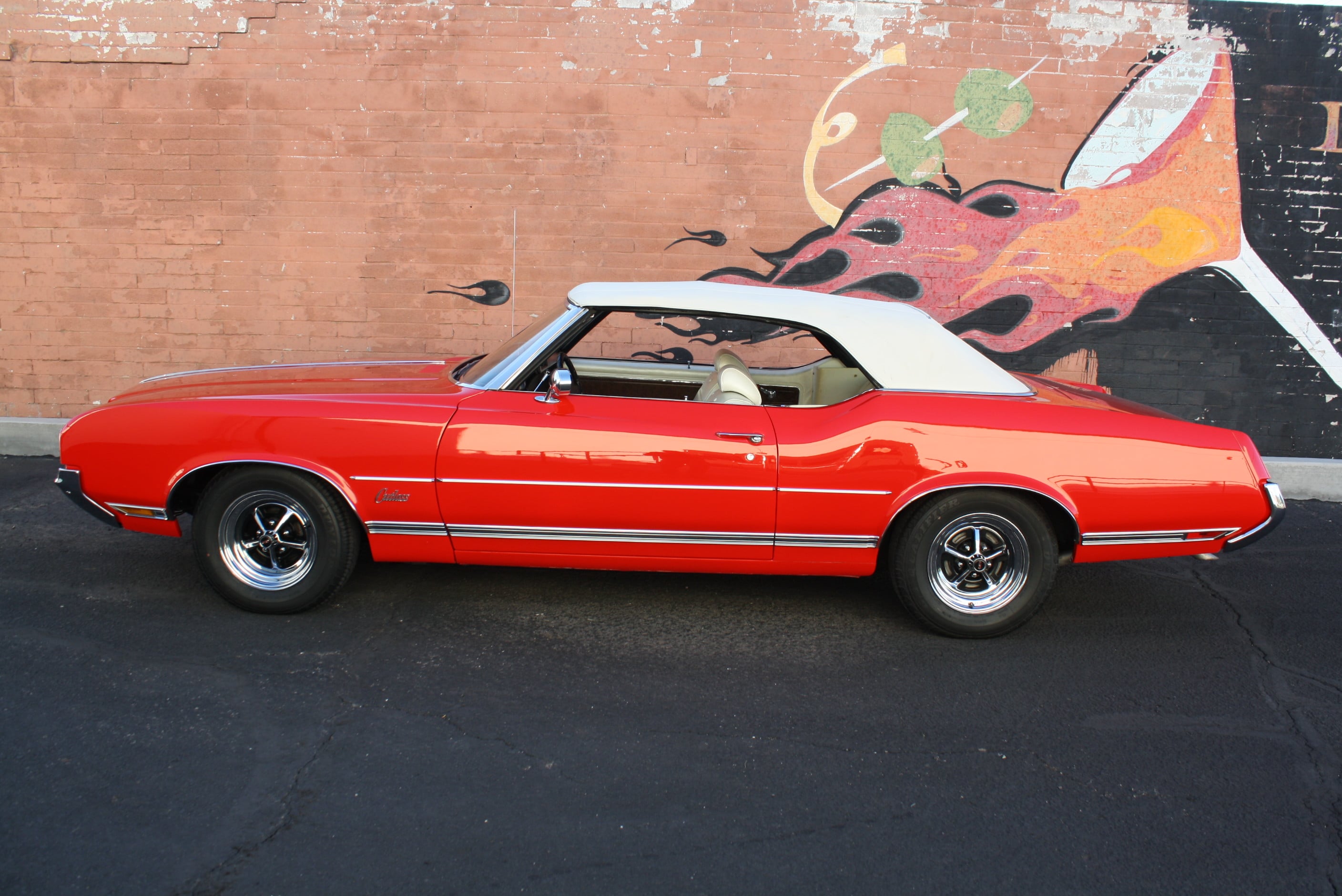 1970 Oldsmobile Cutlass convertible