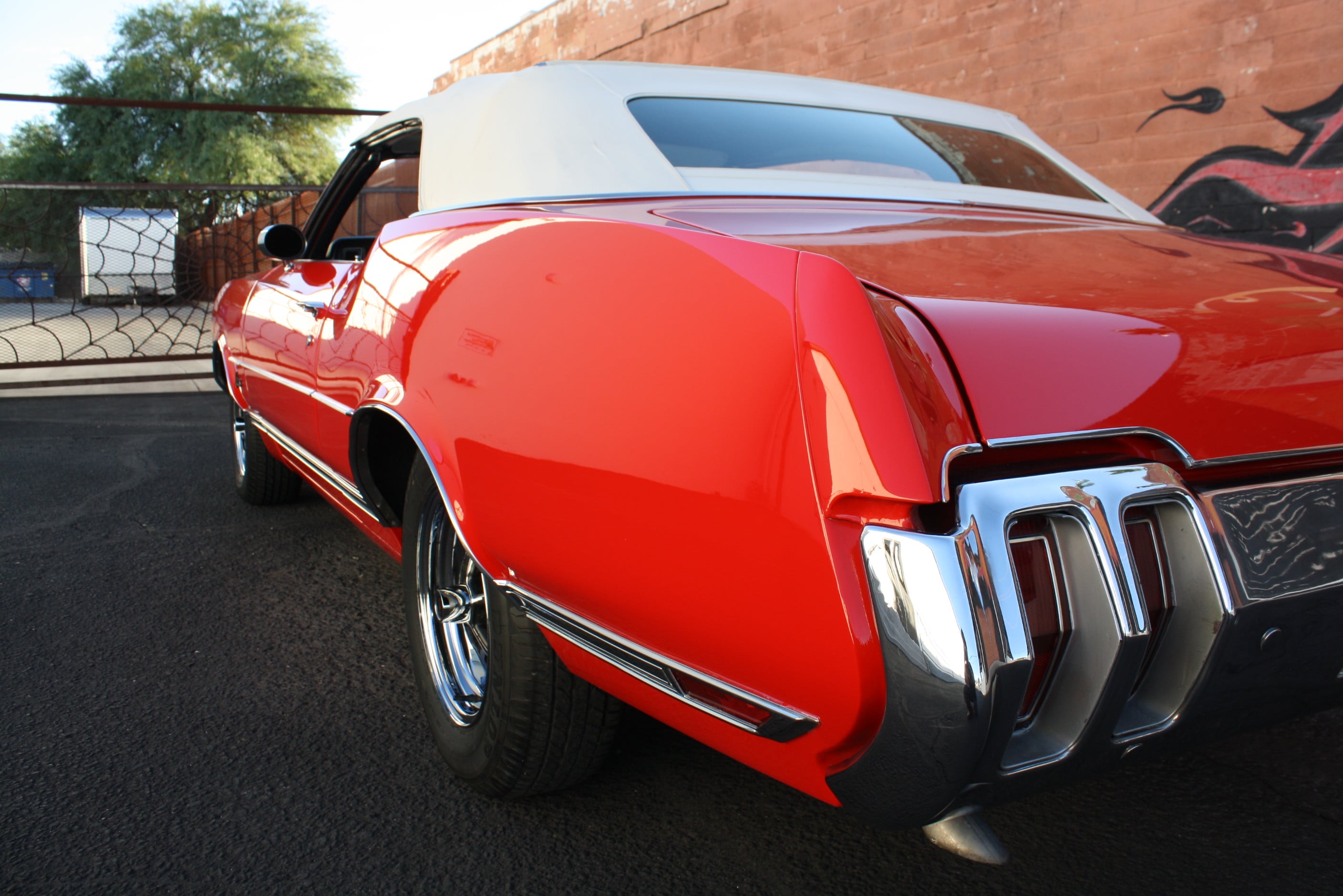 1970 Oldsmobile Cutlass convertible
