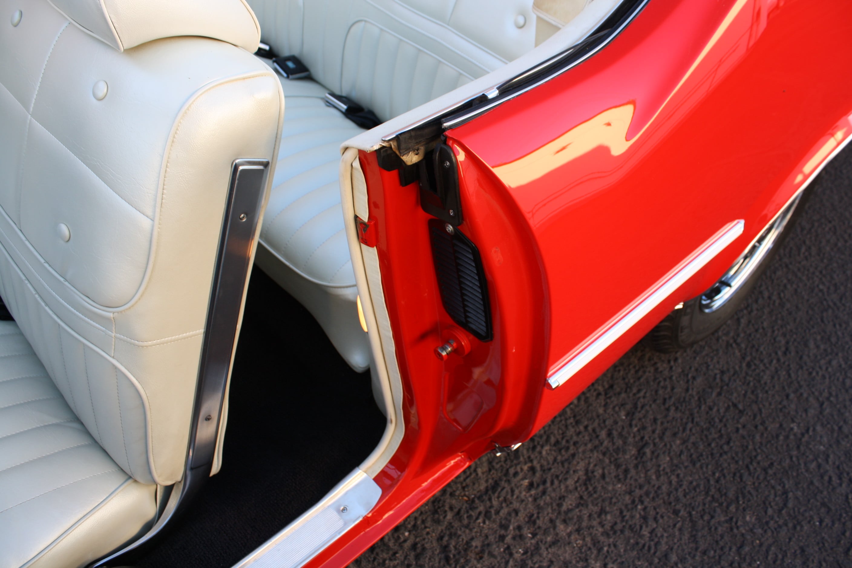 1970 Oldsmobile Cutlass convertible