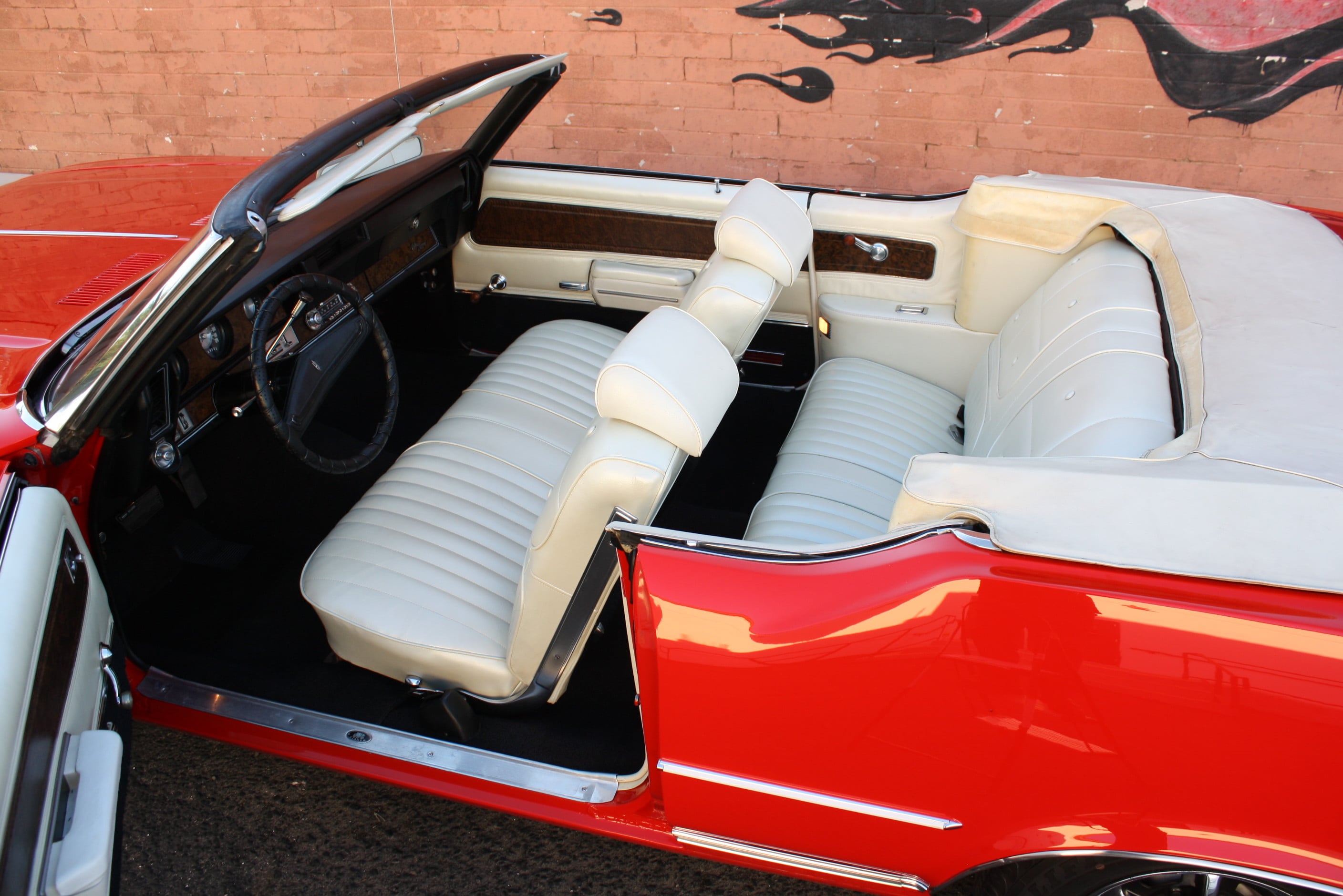 1970 Oldsmobile Cutlass convertible