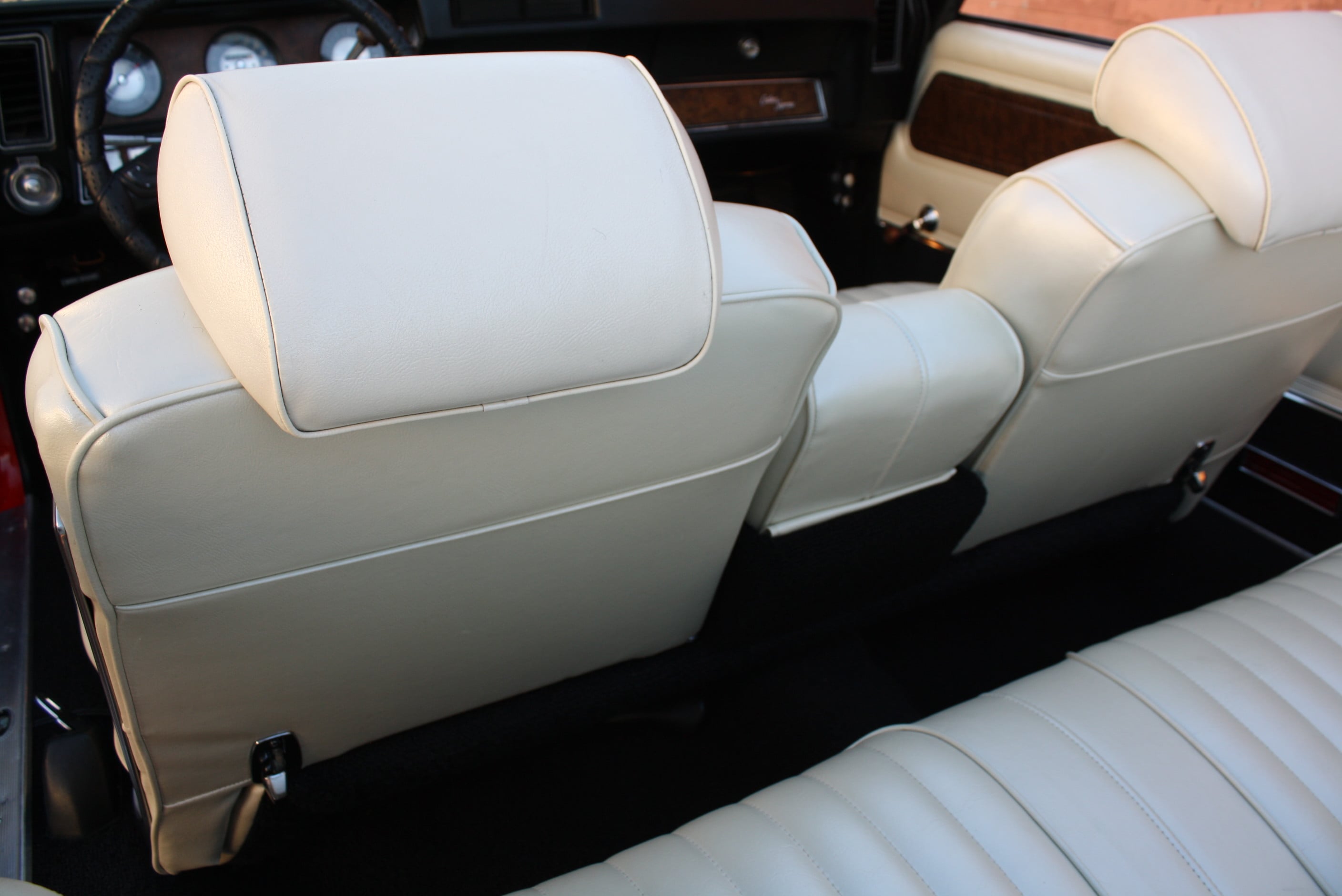 1970 Oldsmobile Cutlass convertible