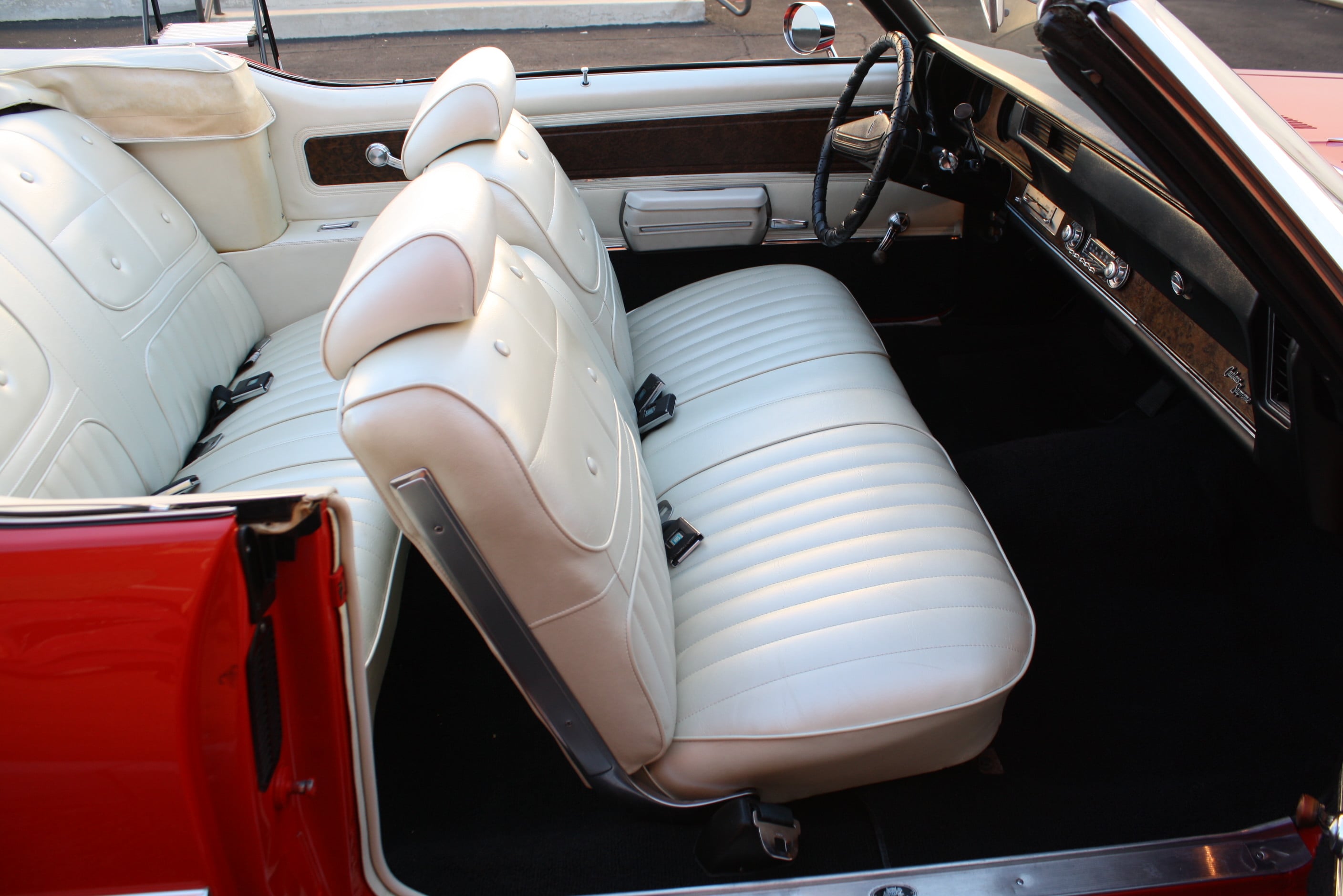 1970 Oldsmobile Cutlass convertible