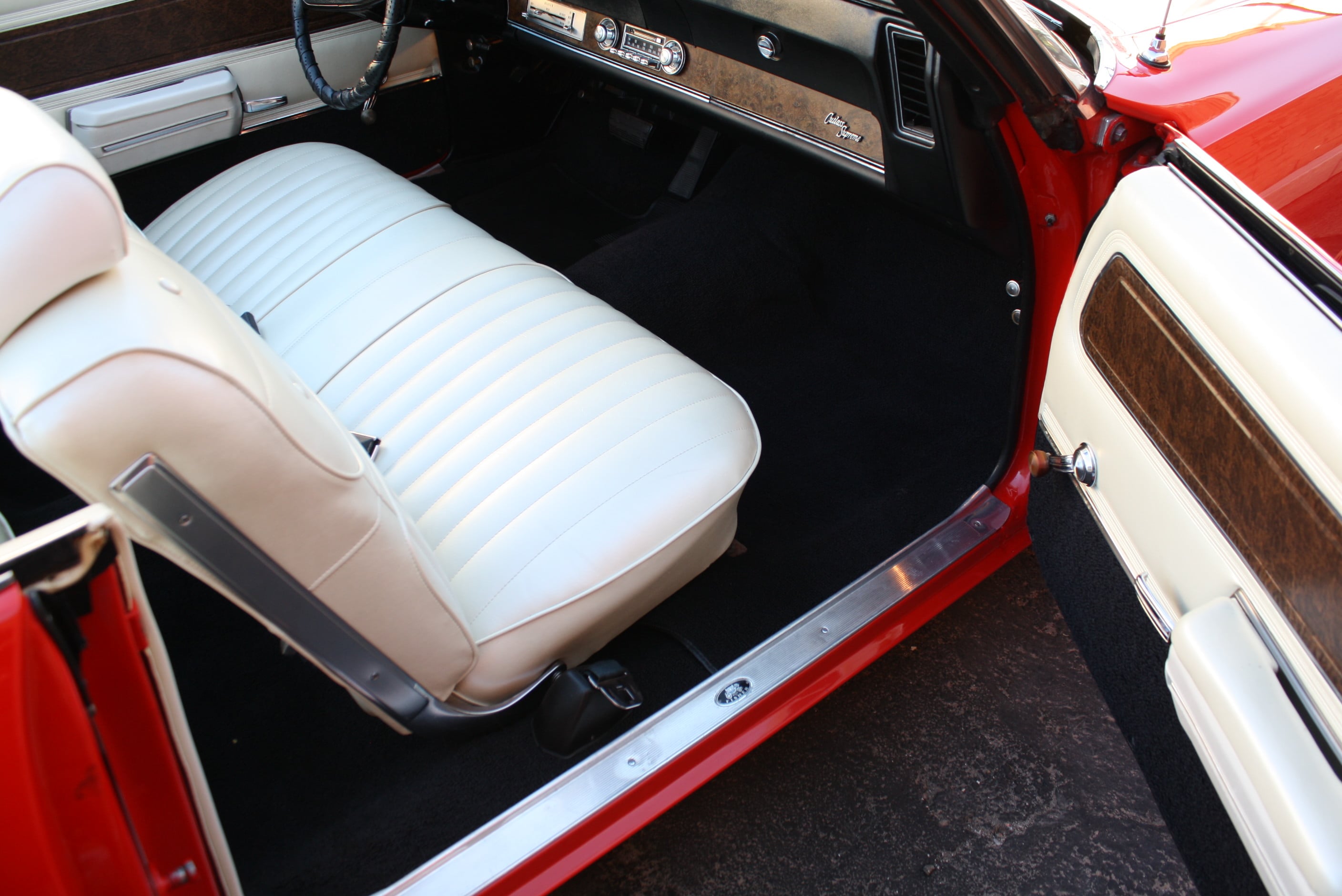 1970 Oldsmobile Cutlass convertible