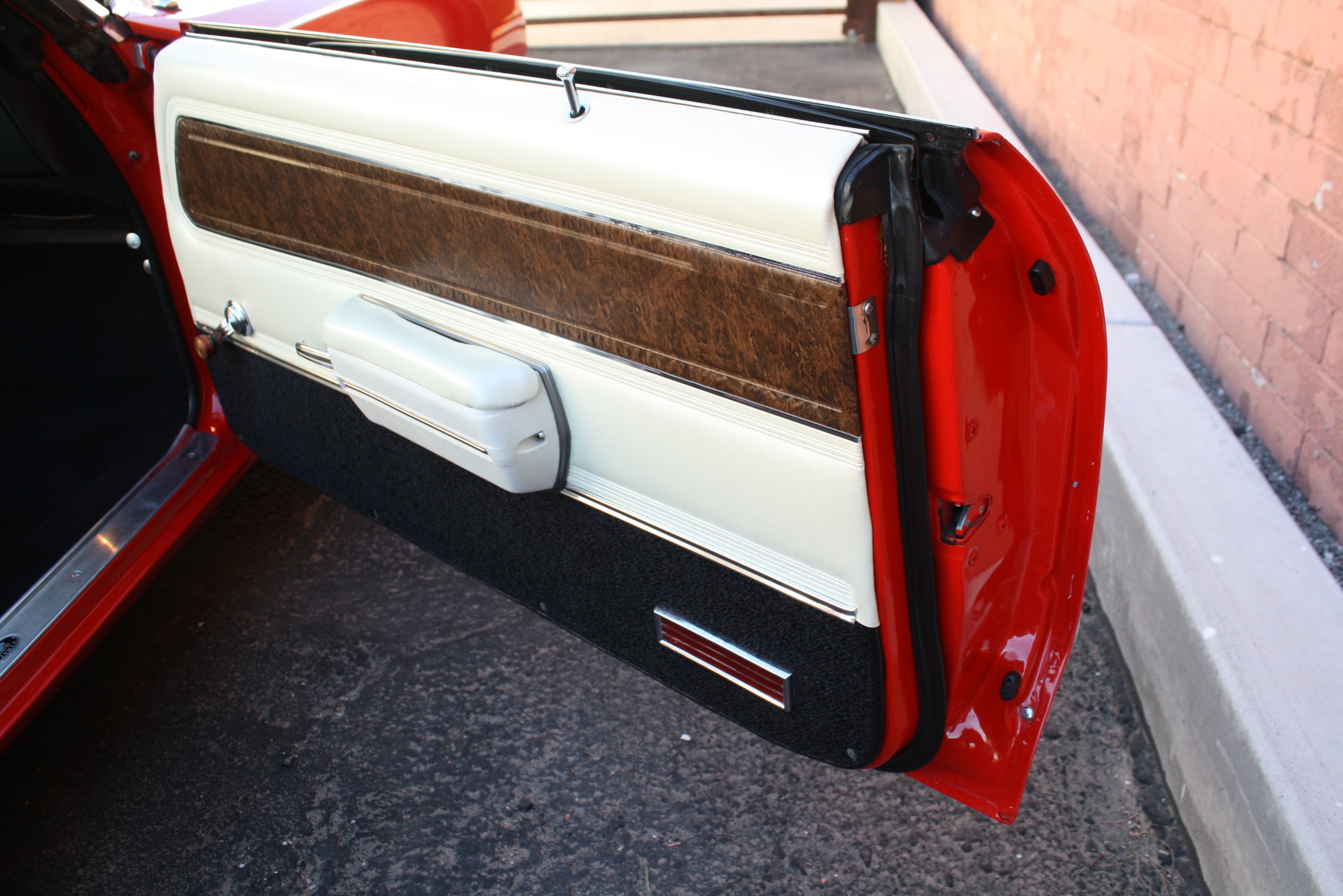 1970 Oldsmobile Cutlass convertible