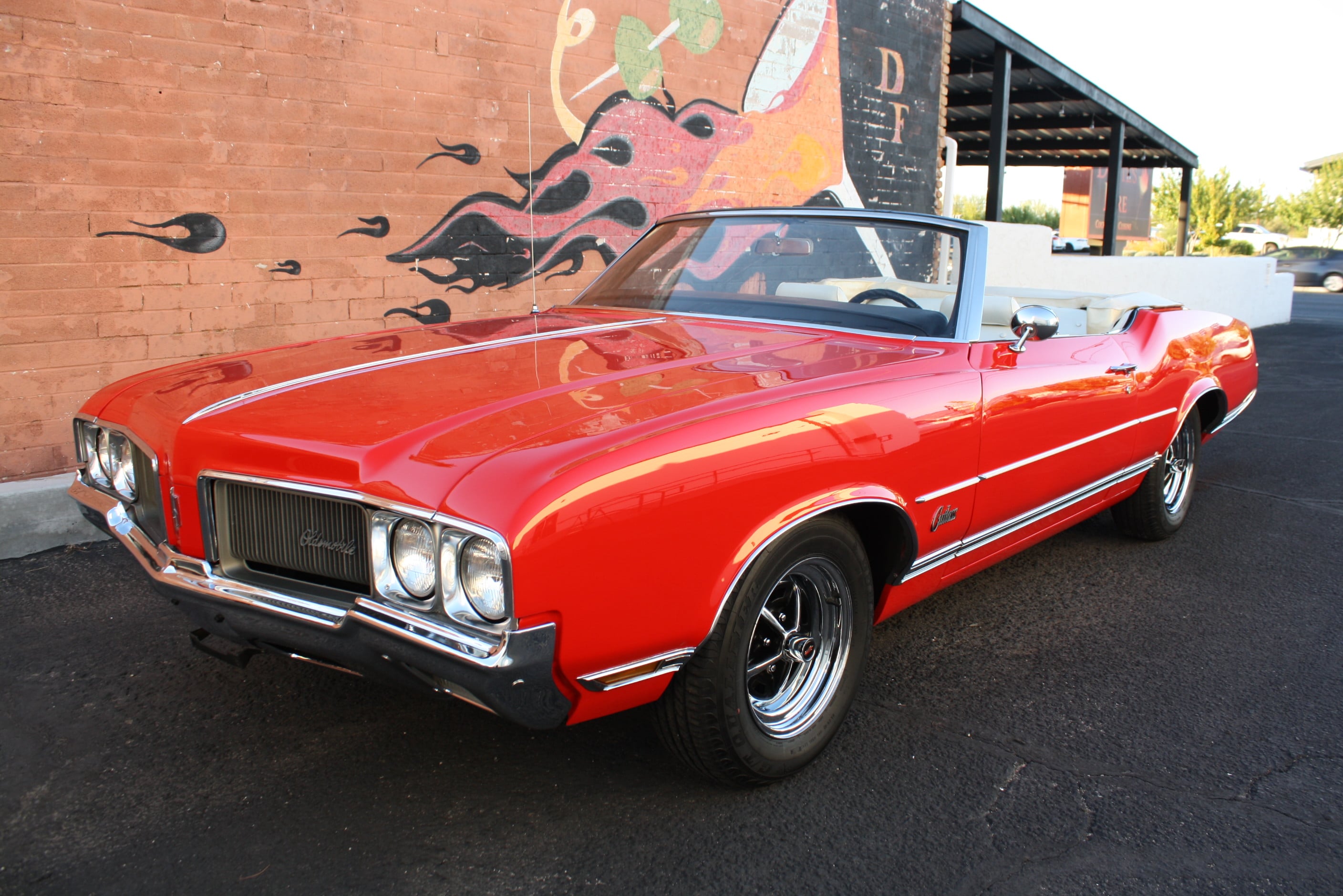 1970 Oldsmobile Cutlass convertible
