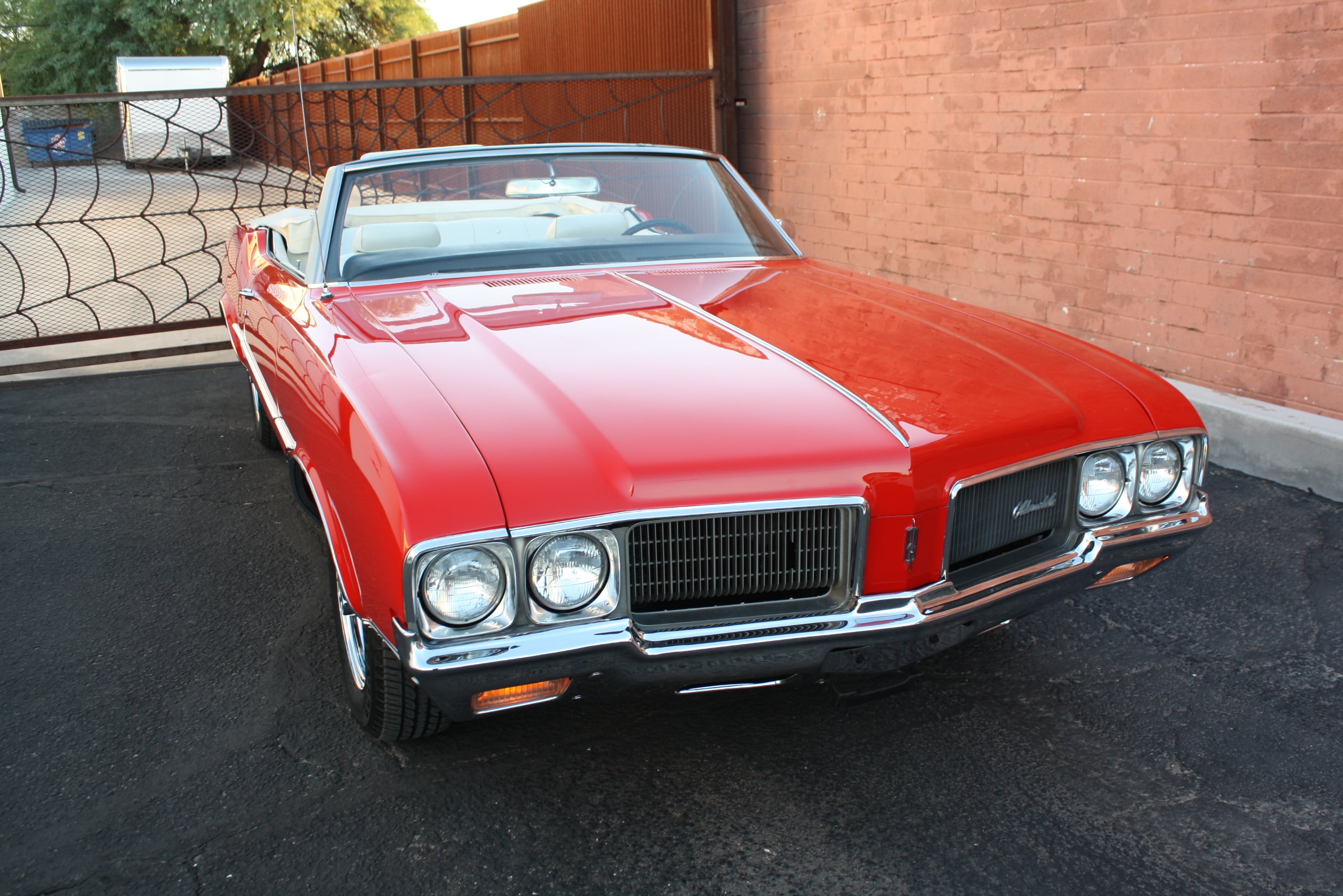 1970 Oldsmobile Cutlass convertible