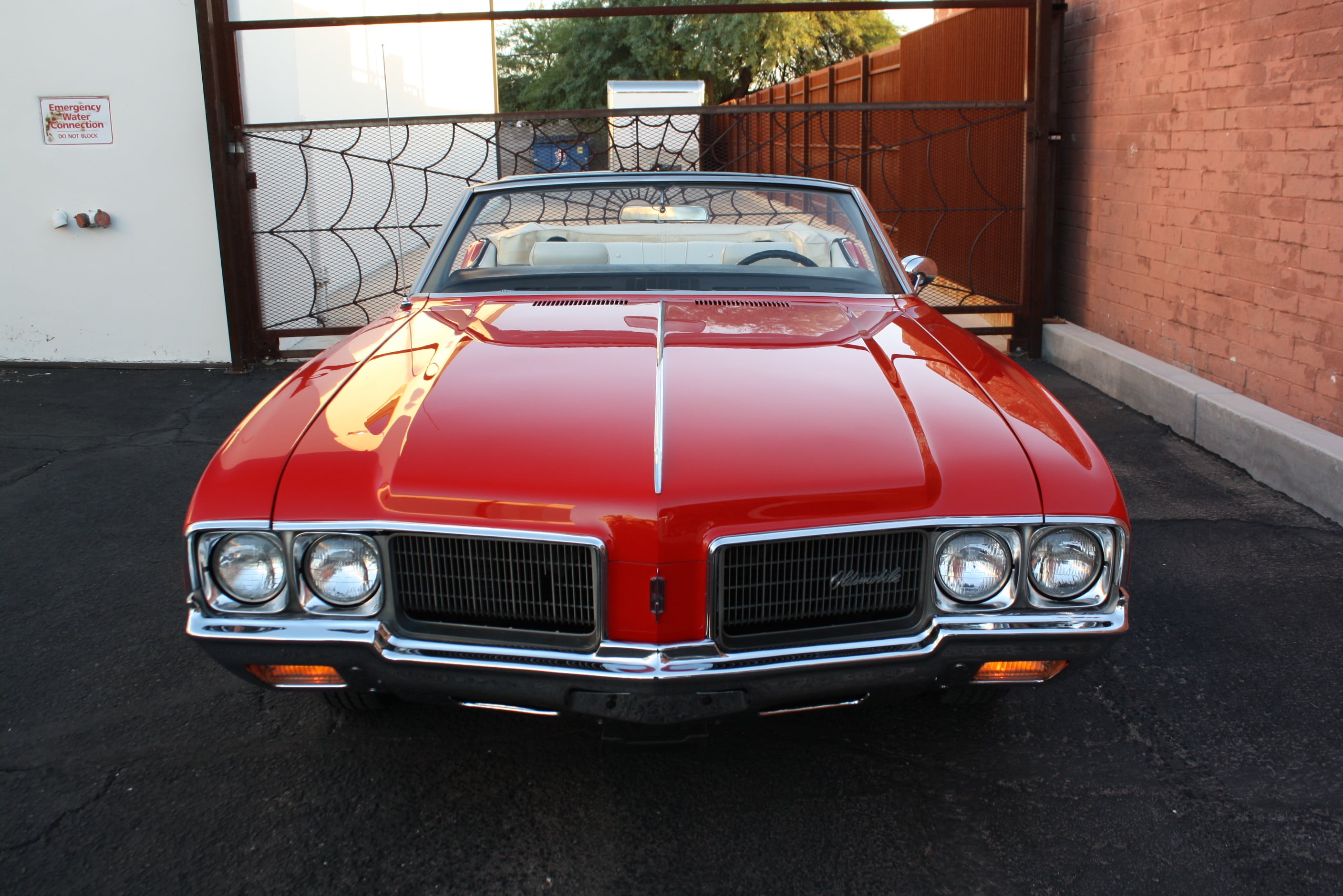 1970 Oldsmobile Cutlass convertible