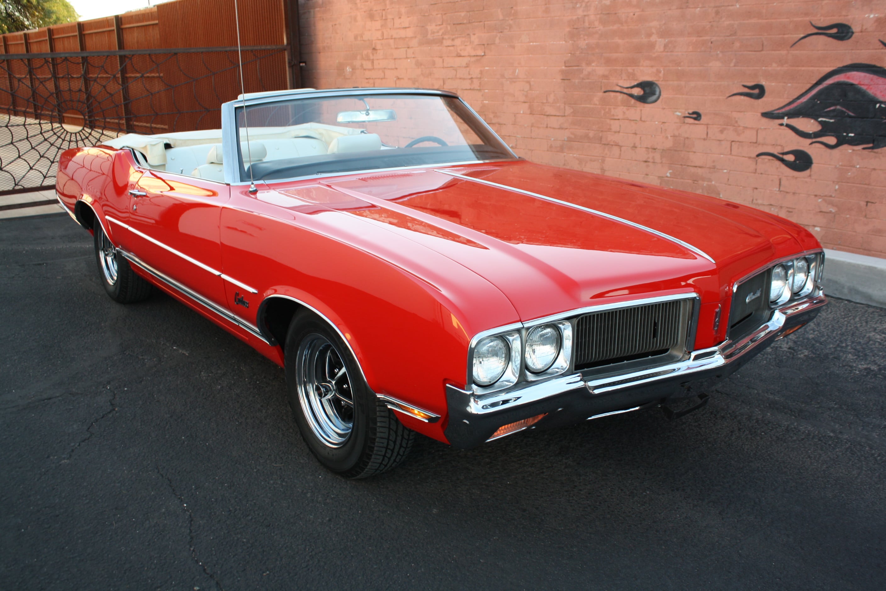 1970 Oldsmobile Cutlass convertible