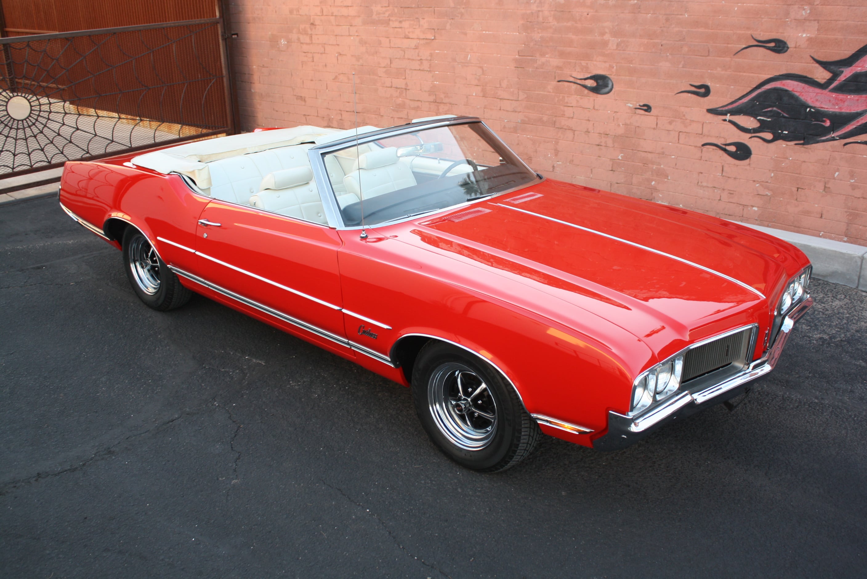 1970 Oldsmobile Cutlass convertible