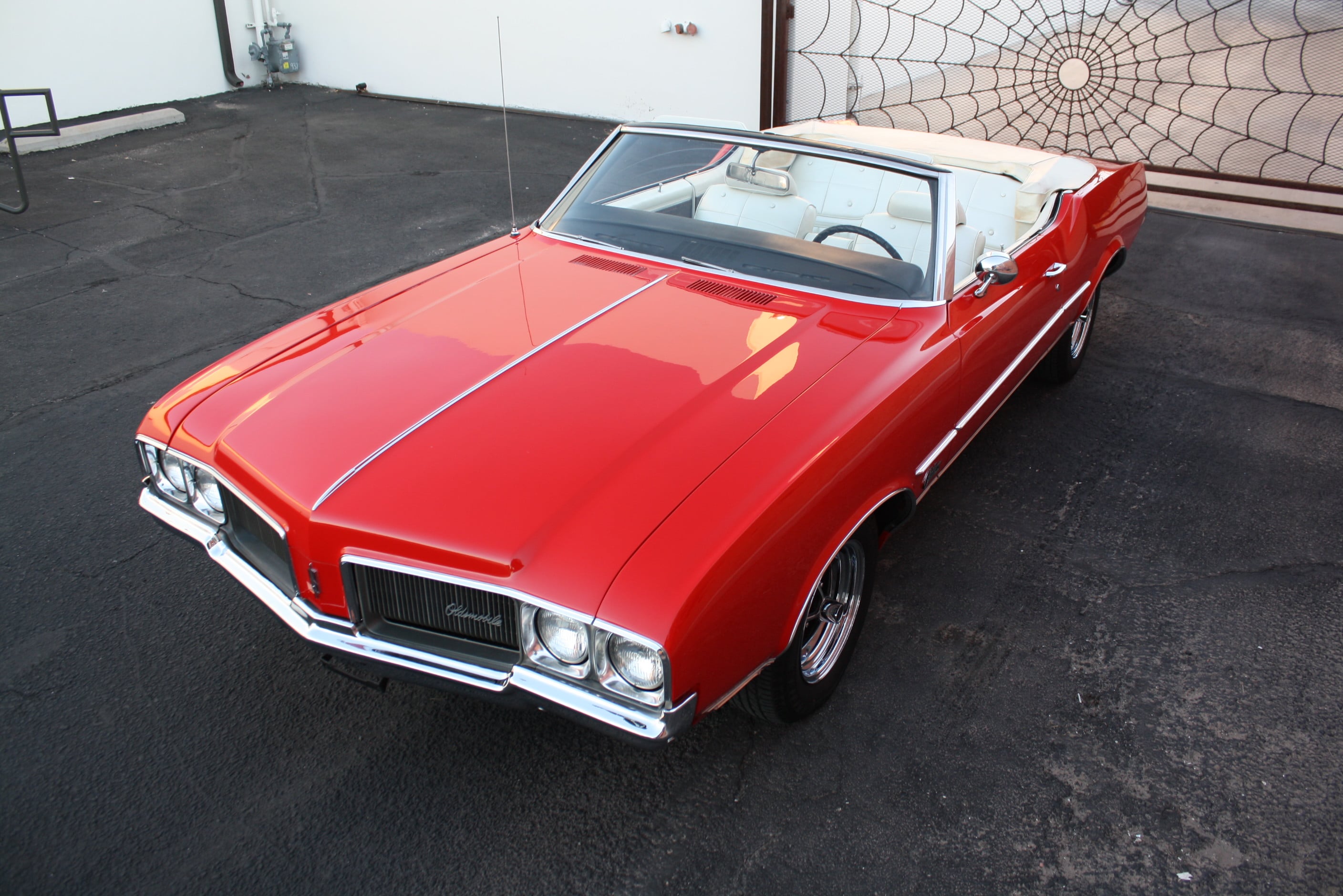 1970 Oldsmobile Cutlass convertible