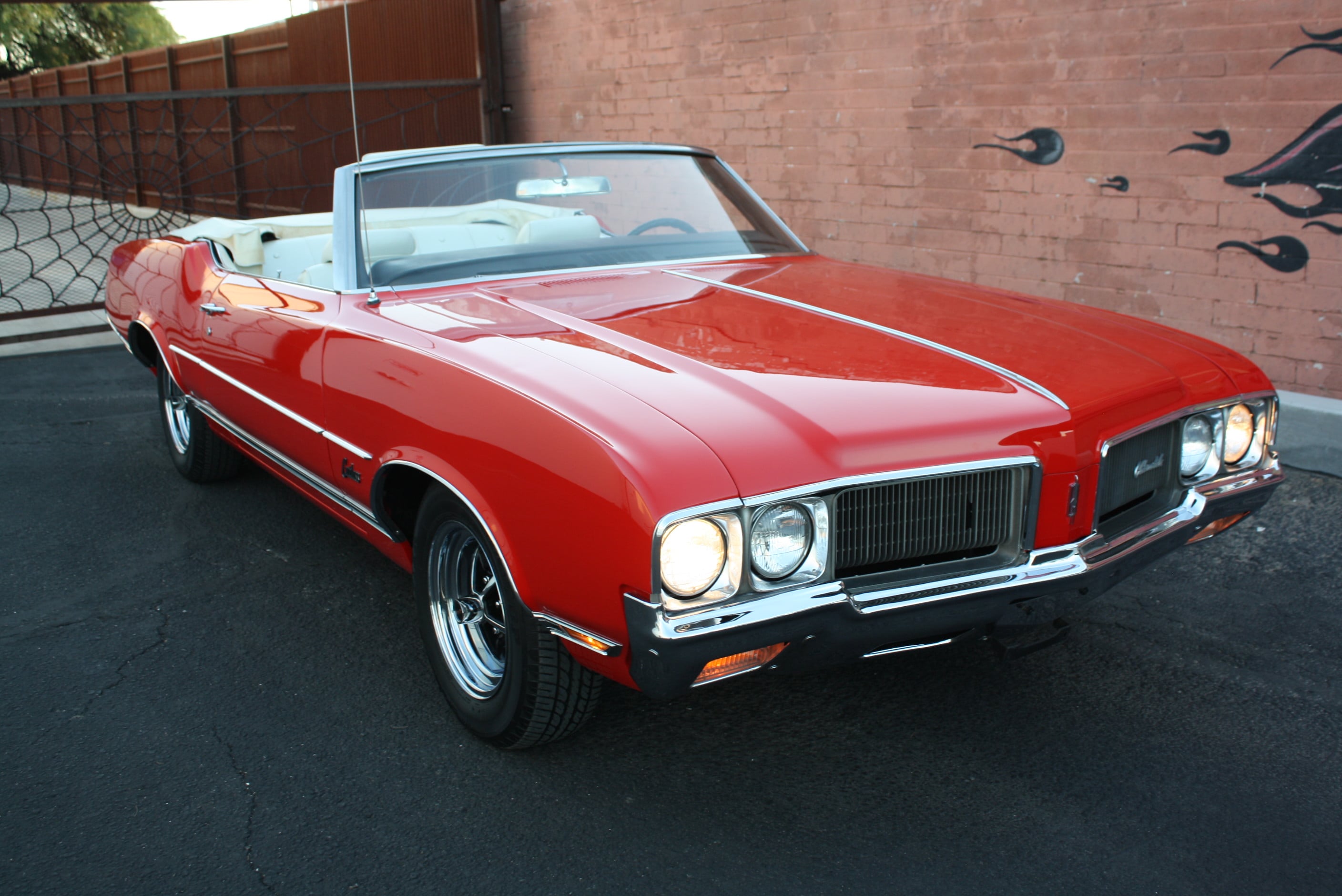 1970 Oldsmobile Cutlass convertible