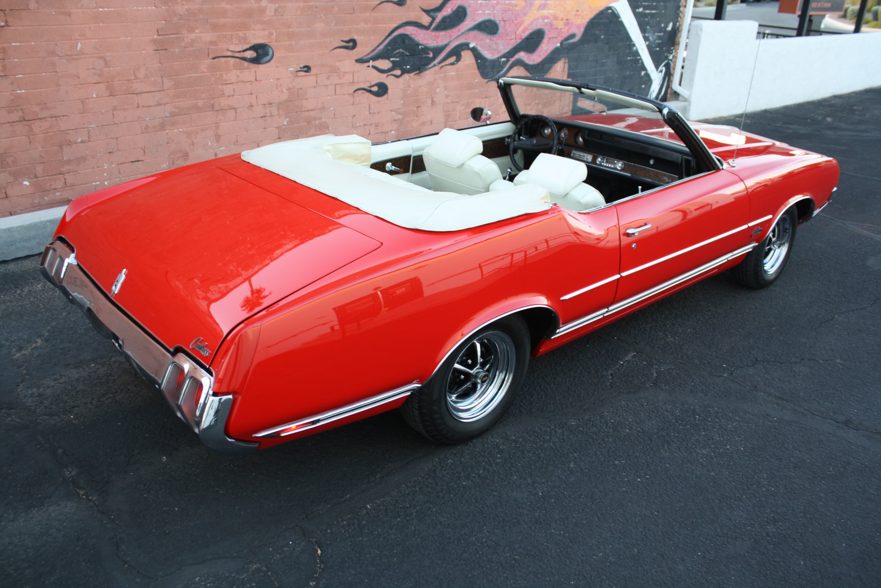 1970 Oldsmobile Cutlass convertible