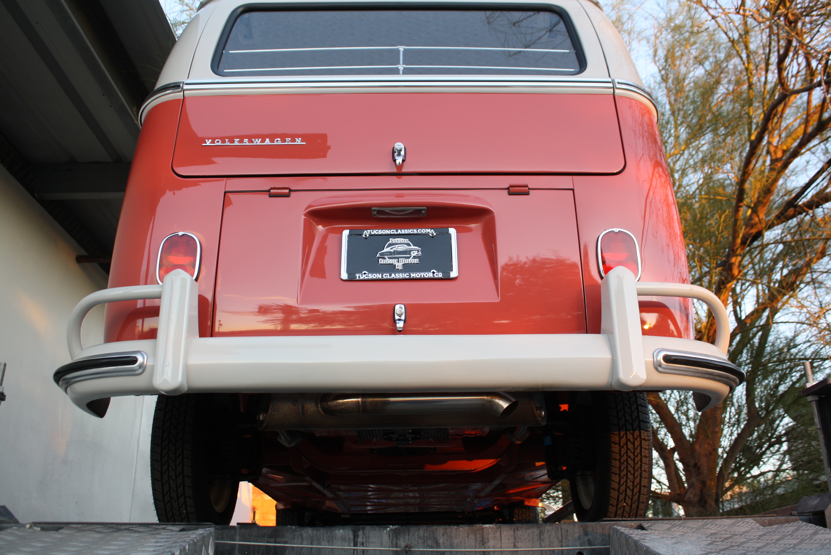 1967 Volkswagen 21 Window Deluxe Samba Bus