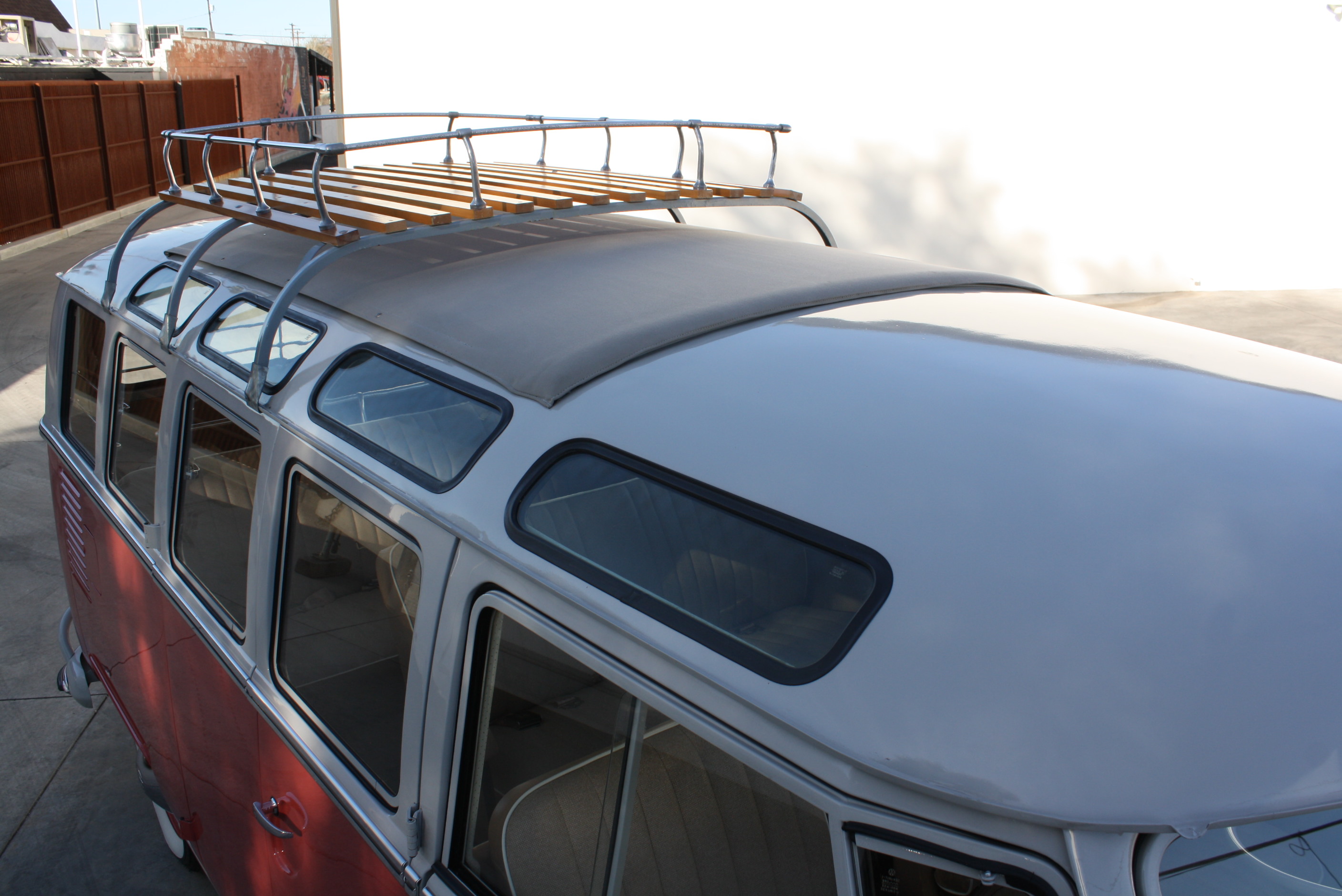 1967 Volkswagen 21 Window Deluxe Samba Bus