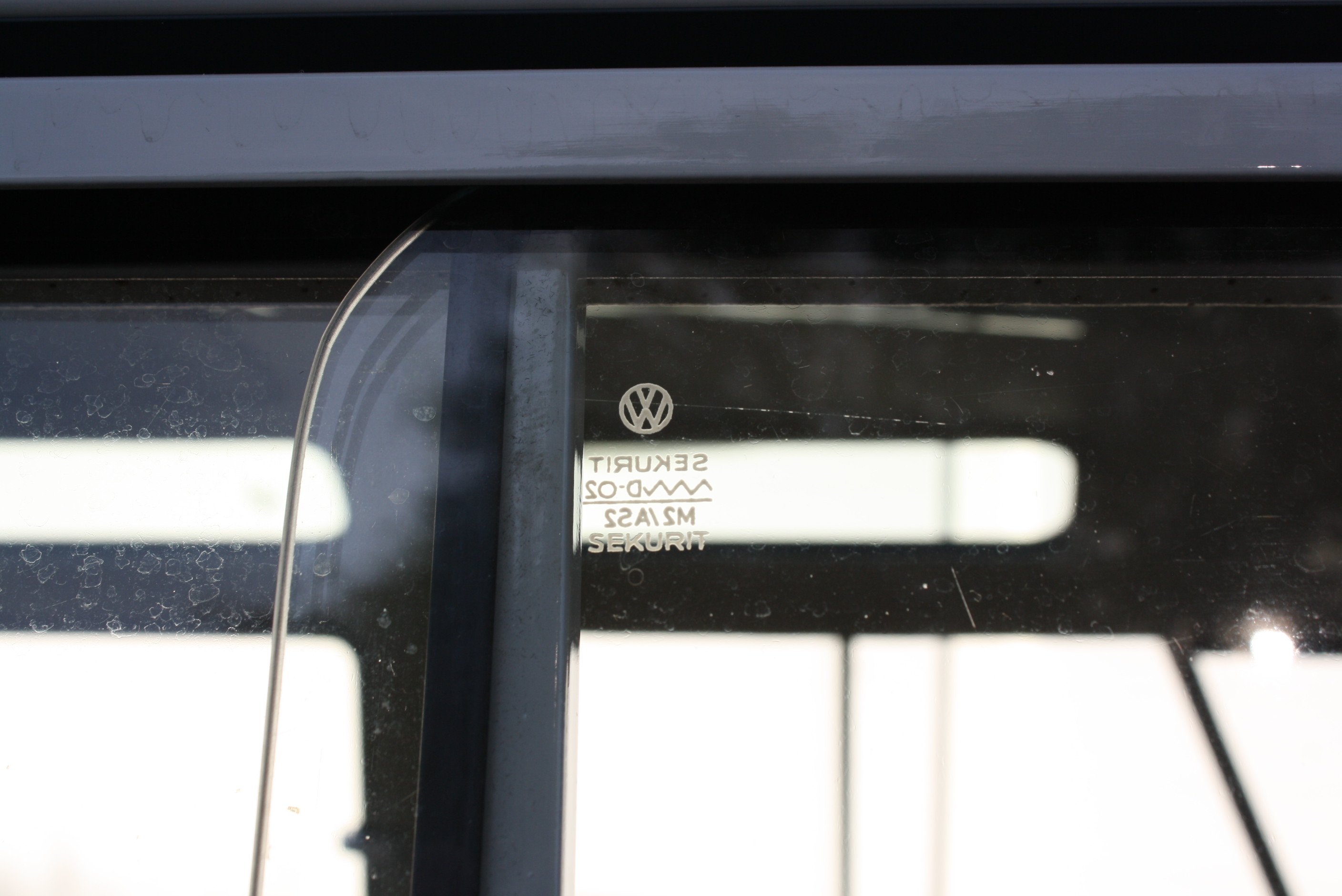1967 Volkswagen 21 Window Deluxe Samba Bus