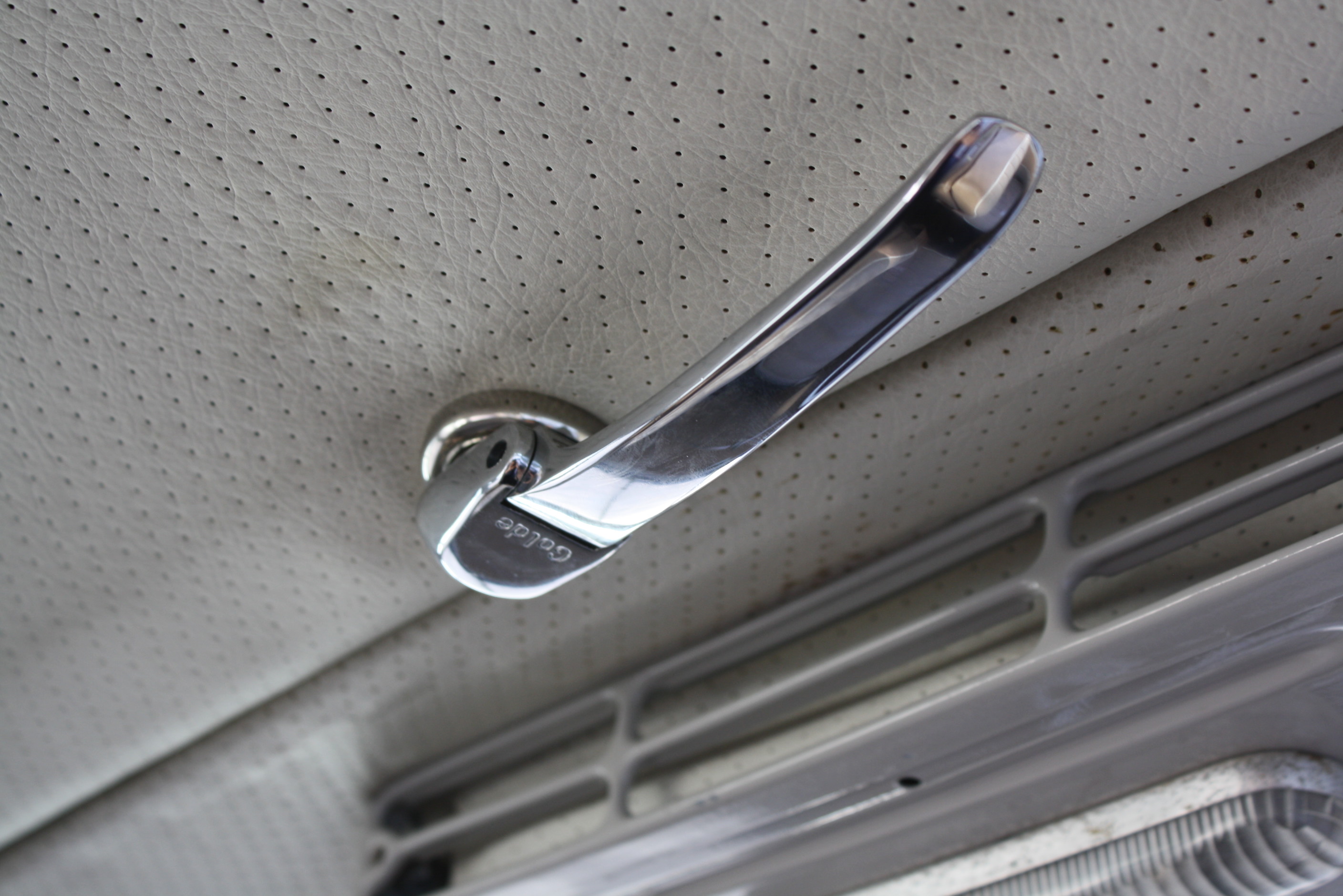 1967 Volkswagen 21 Window Deluxe Samba Bus