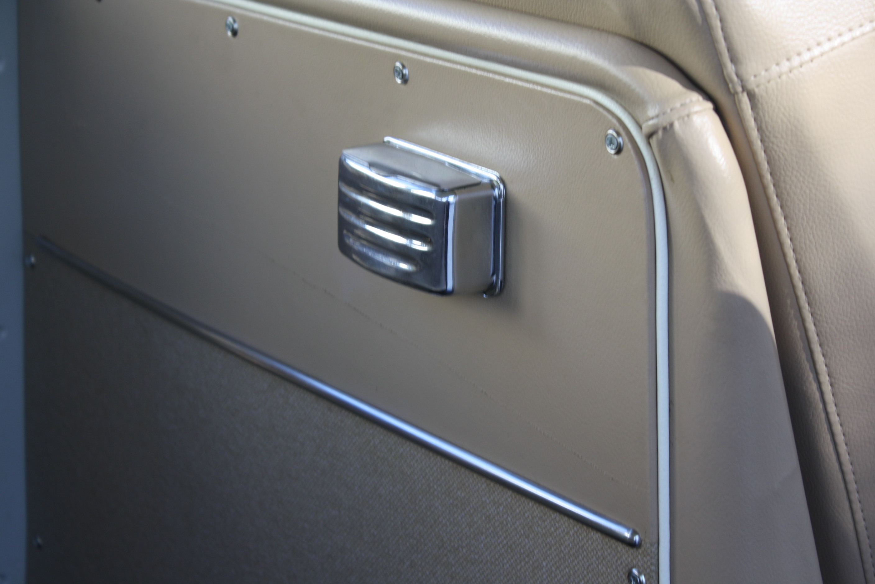 1967 Volkswagen 21 Window Deluxe Samba Bus