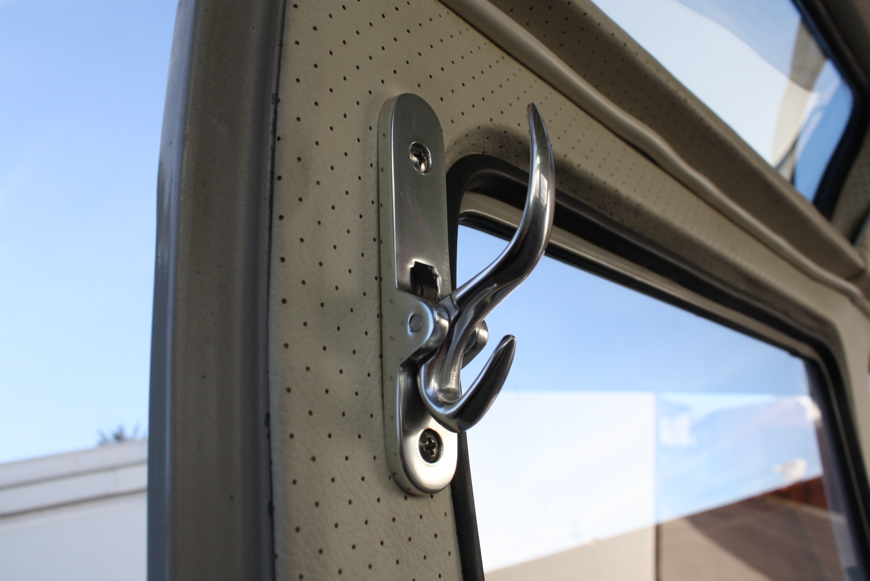 1967 Volkswagen 21 Window Deluxe Samba Bus