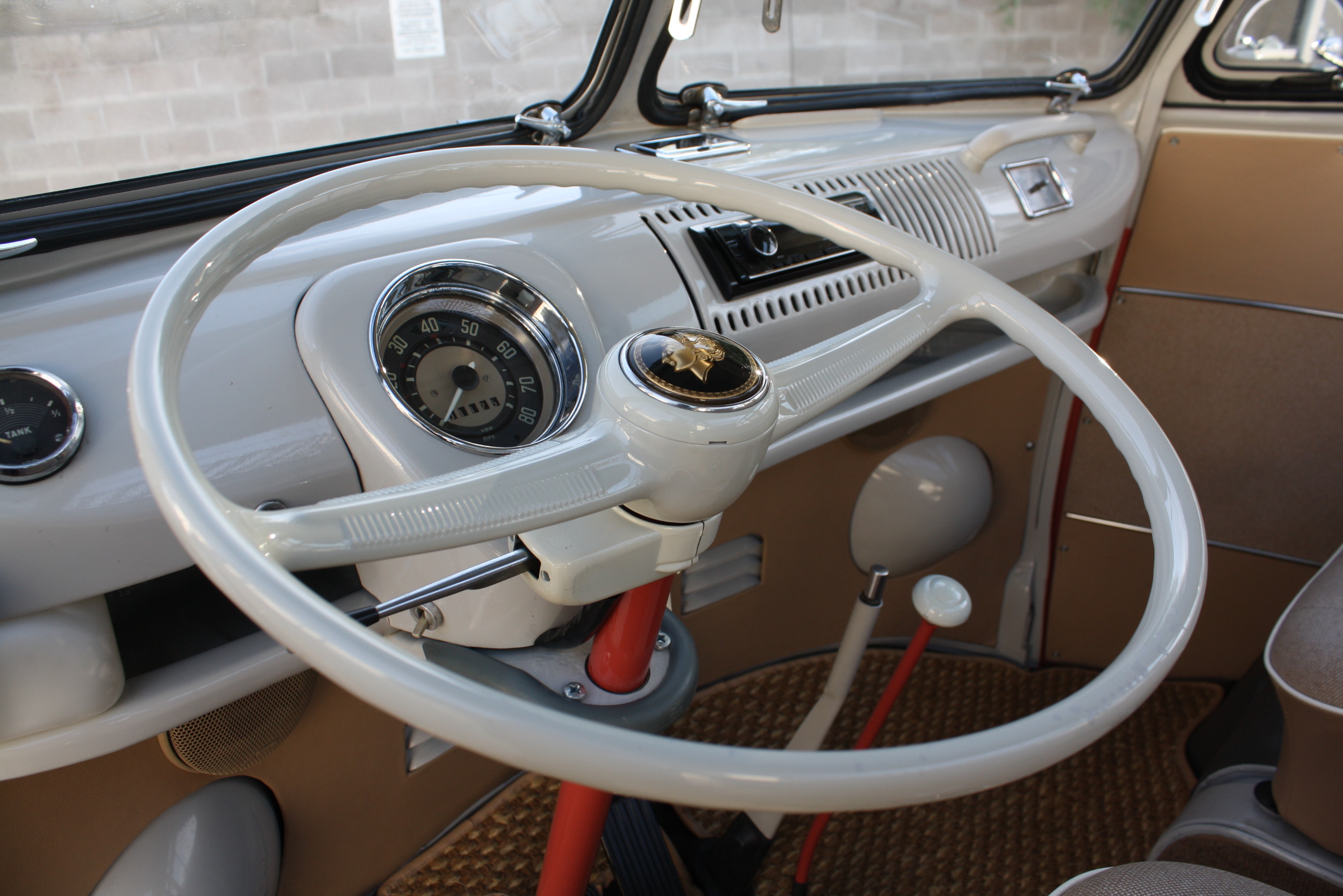 1967 Volkswagen 21 Window Deluxe Samba Bus