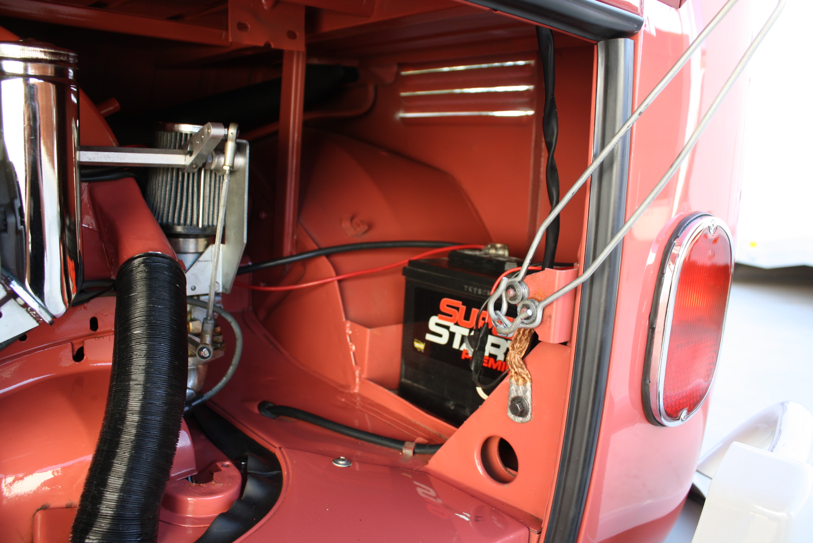 1967 Volkswagen 21 Window Deluxe Samba Bus