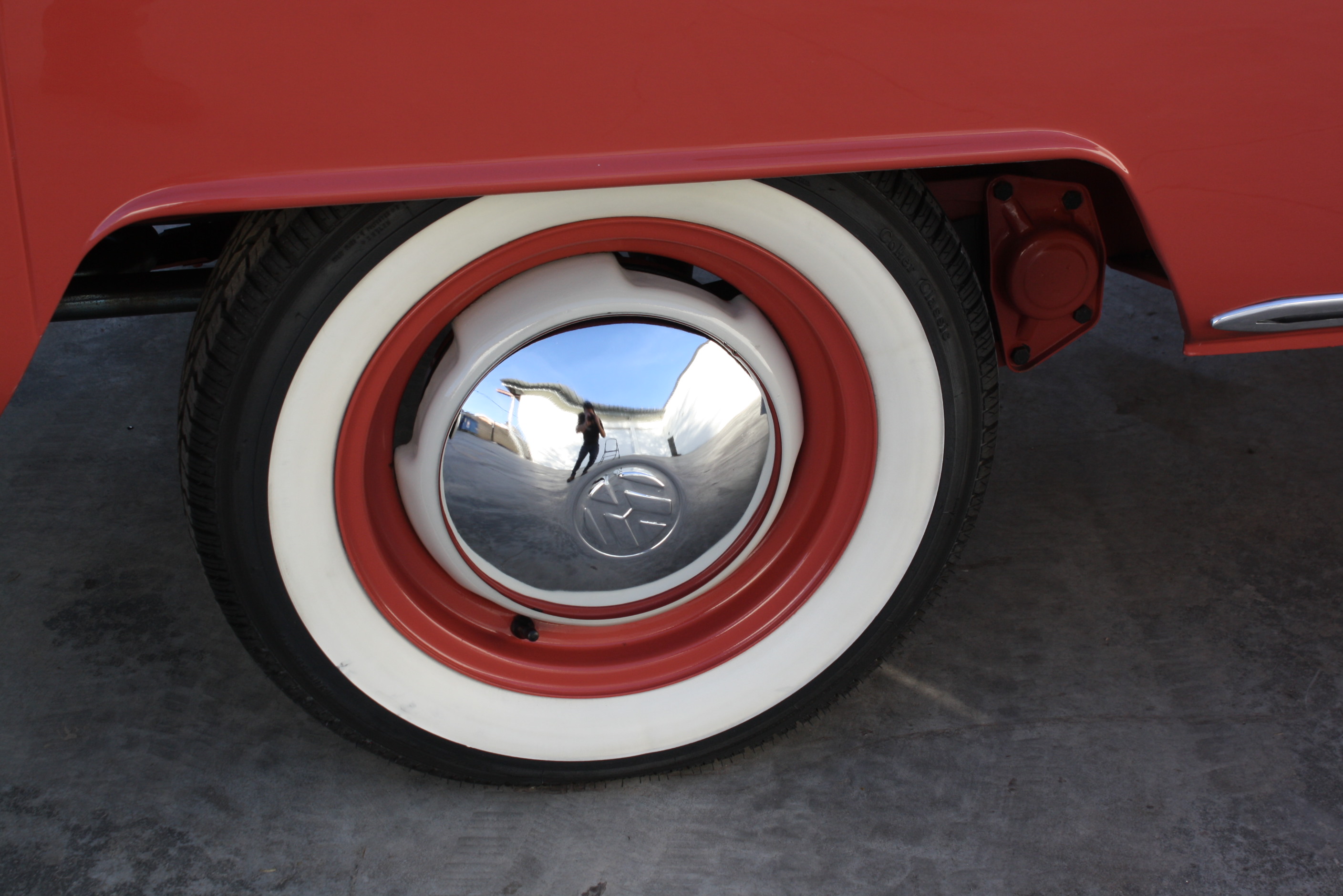 1967 Volkswagen 21 Window Deluxe Samba Bus