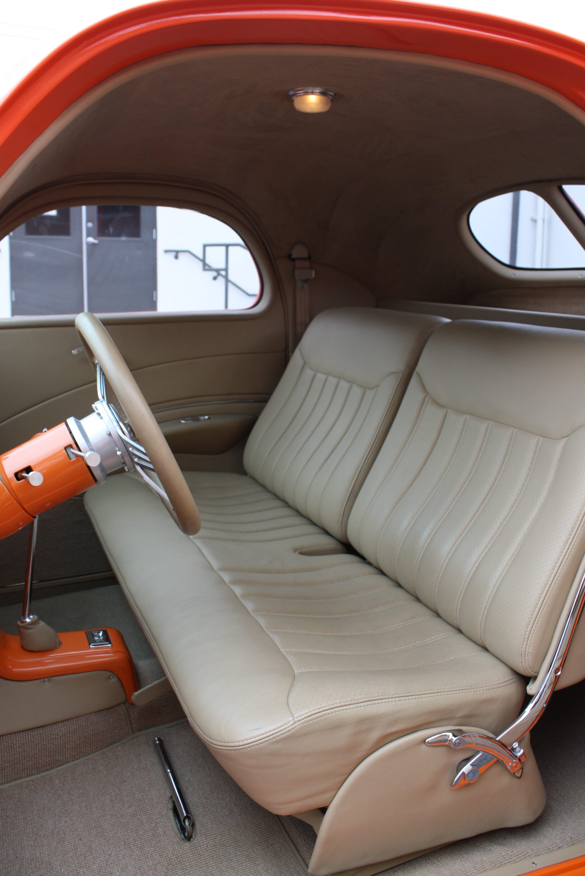 1939 Lincoln Zephyr 3w coupe