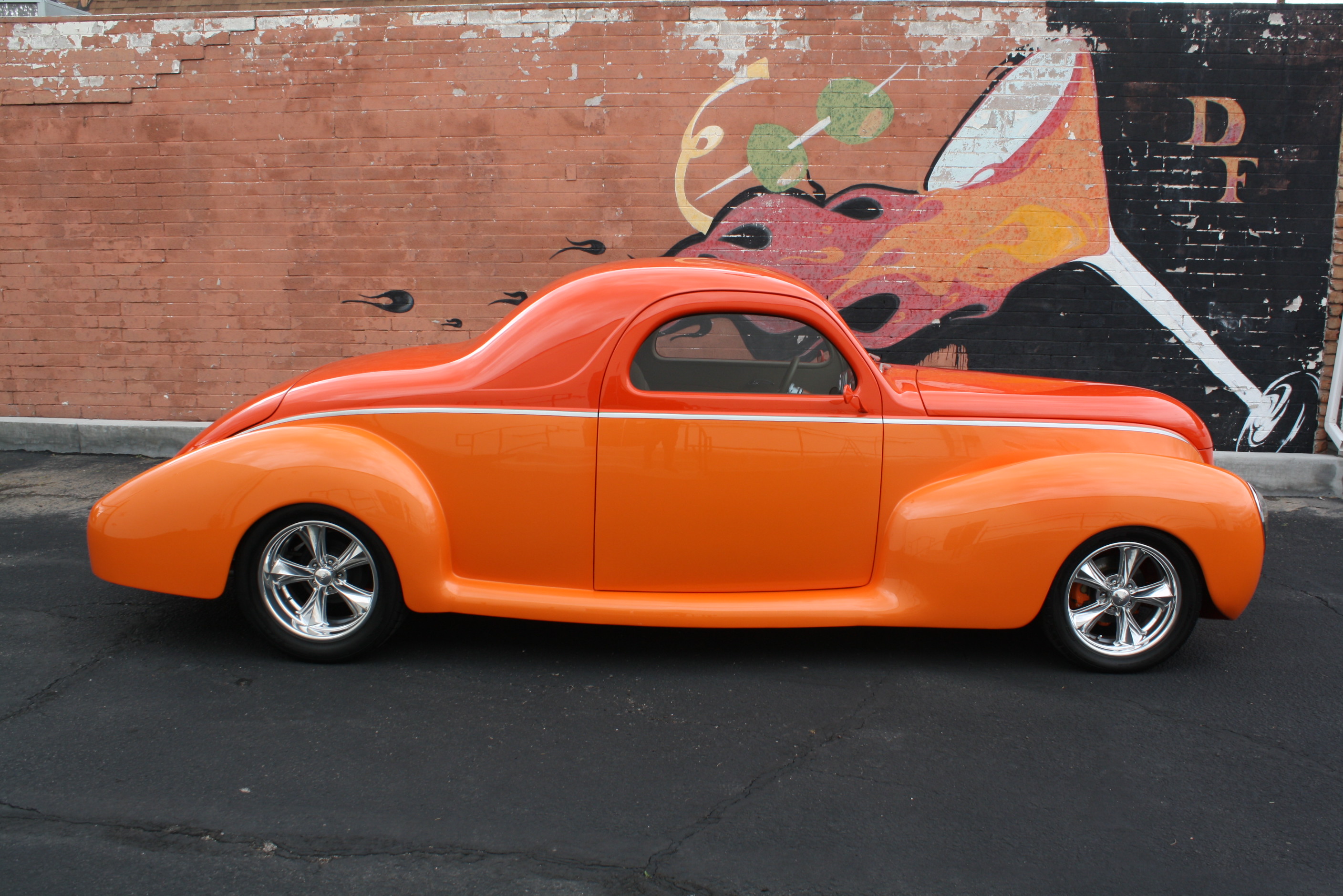 1939 Lincoln Zephyr 3w coupe