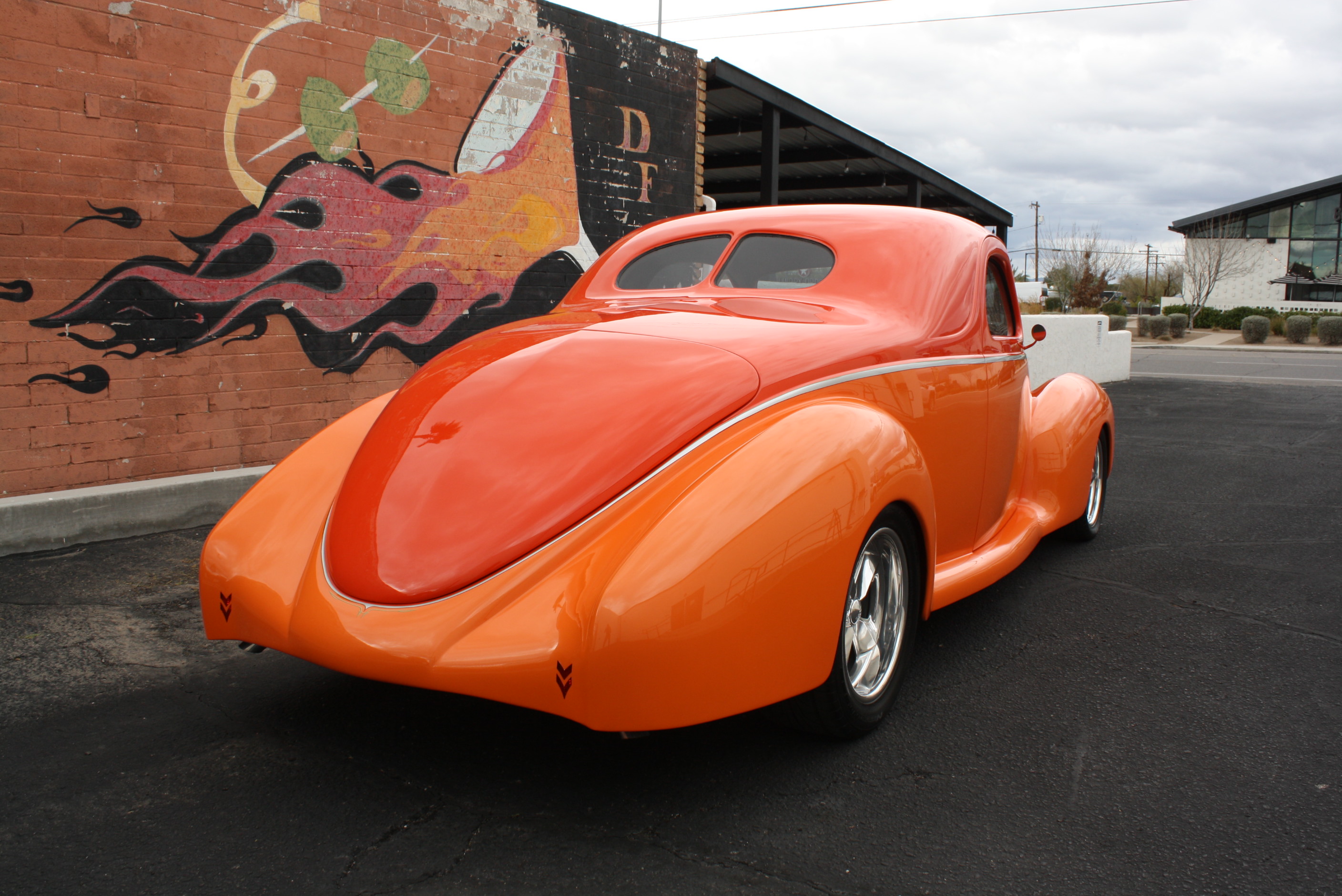 1939 Lincoln Zephyr 3w coupe