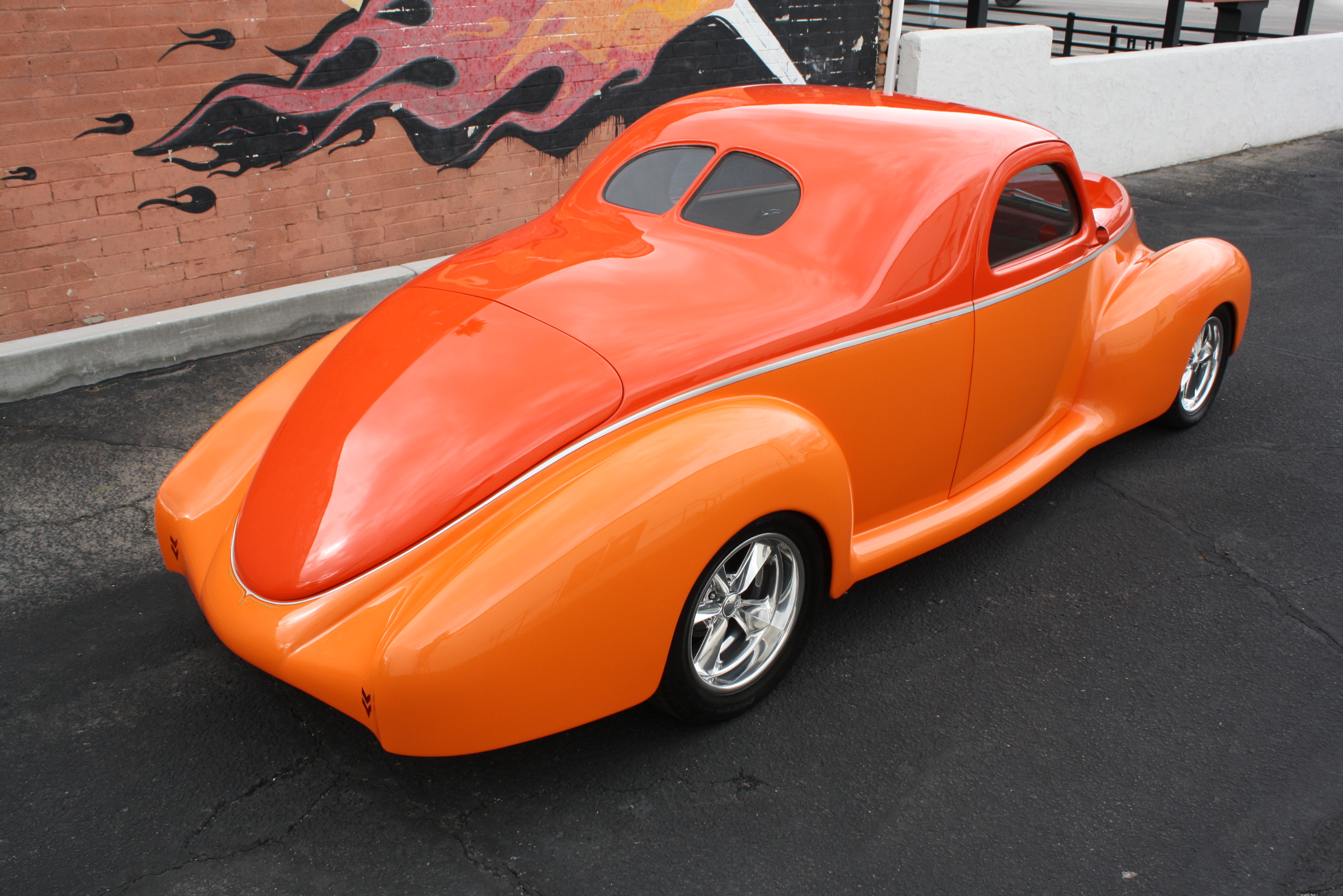 1939 Lincoln Zephyr 3w coupe