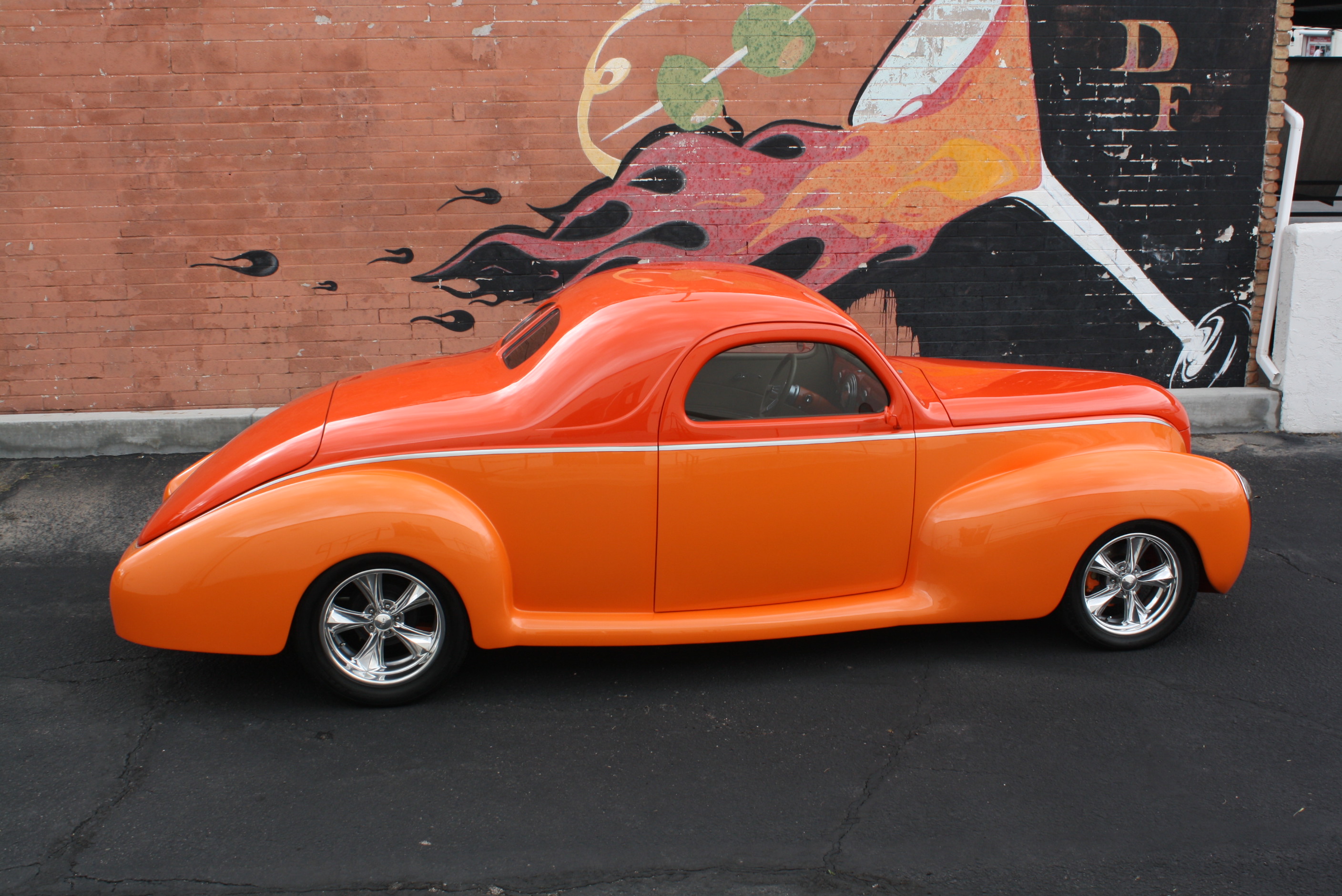 1939 Lincoln Zephyr 3w coupe