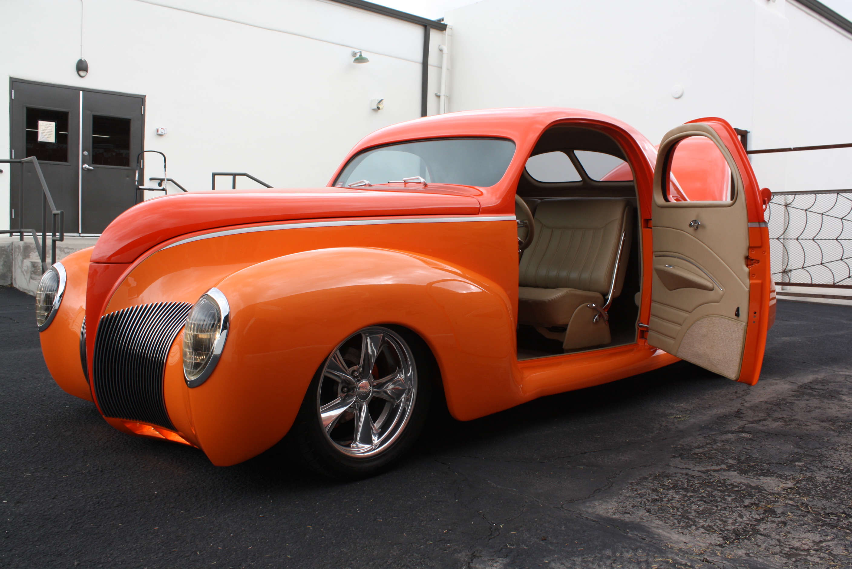 1939 Lincoln Zephyr 3w coupe