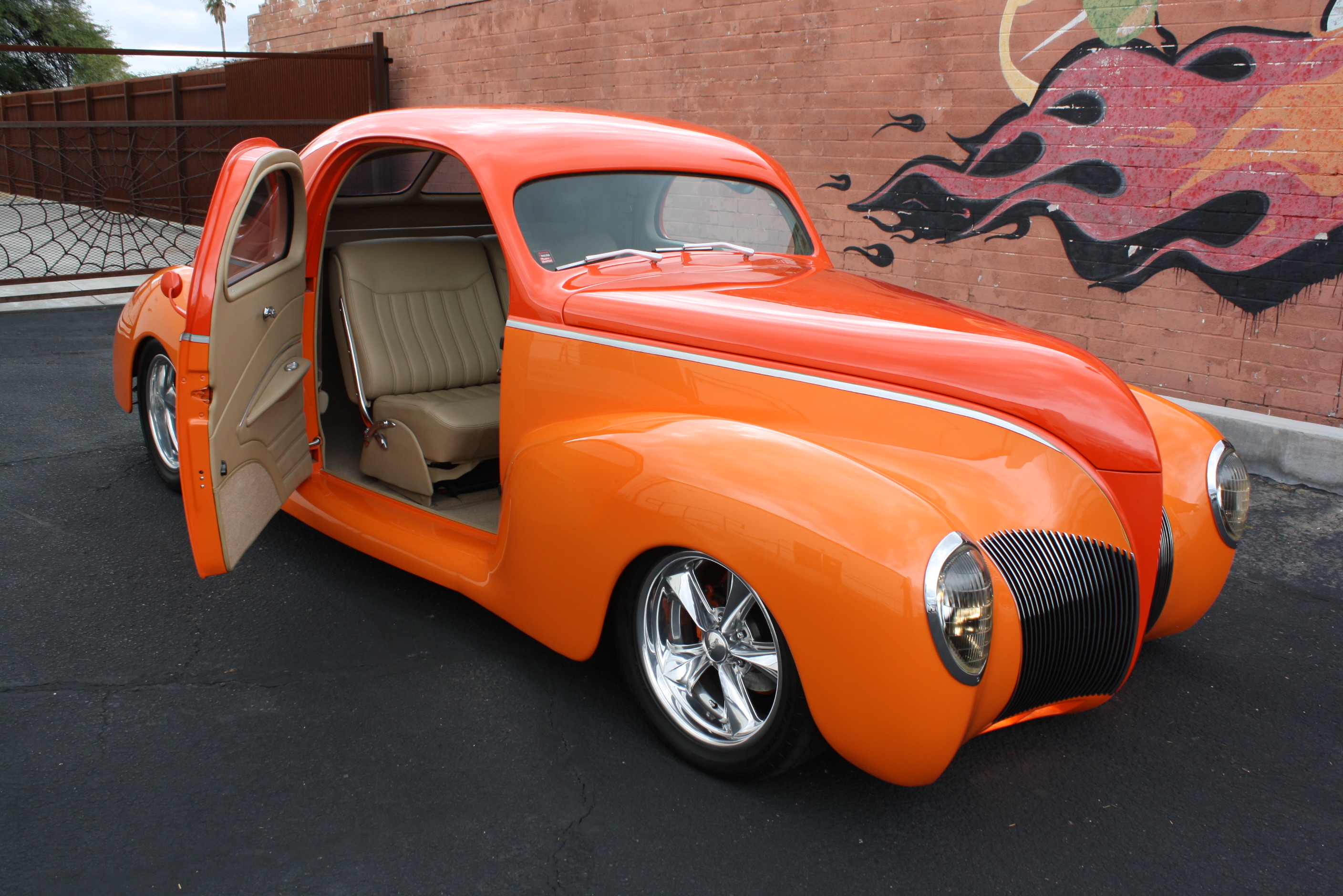 1939 Lincoln Zephyr 3w coupe