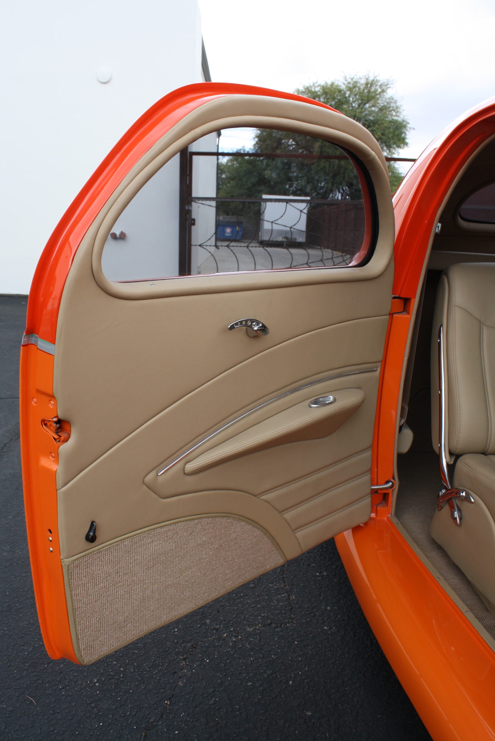 1939 Lincoln Zephyr 3w coupe