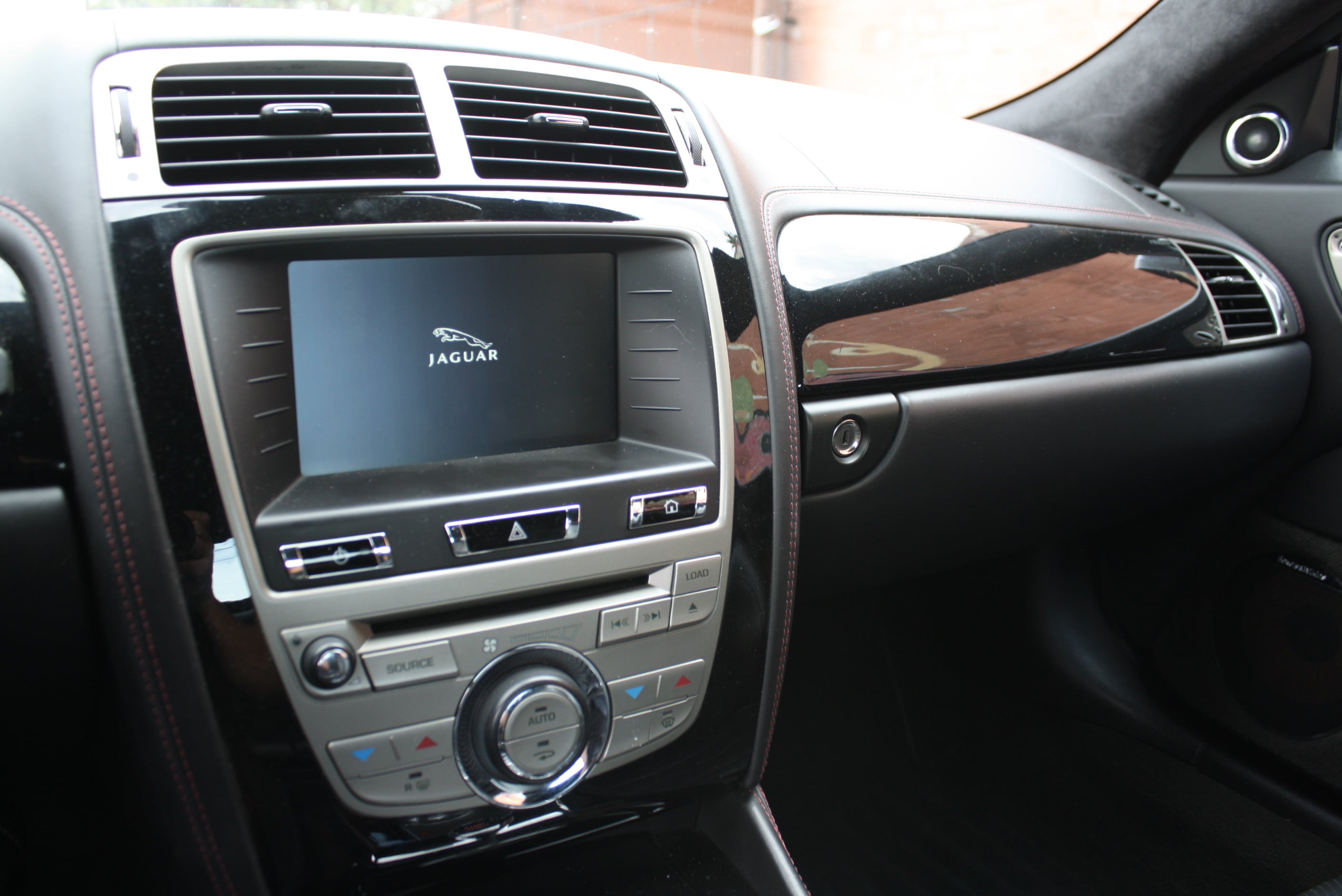 2011 Jaguar XKR 175