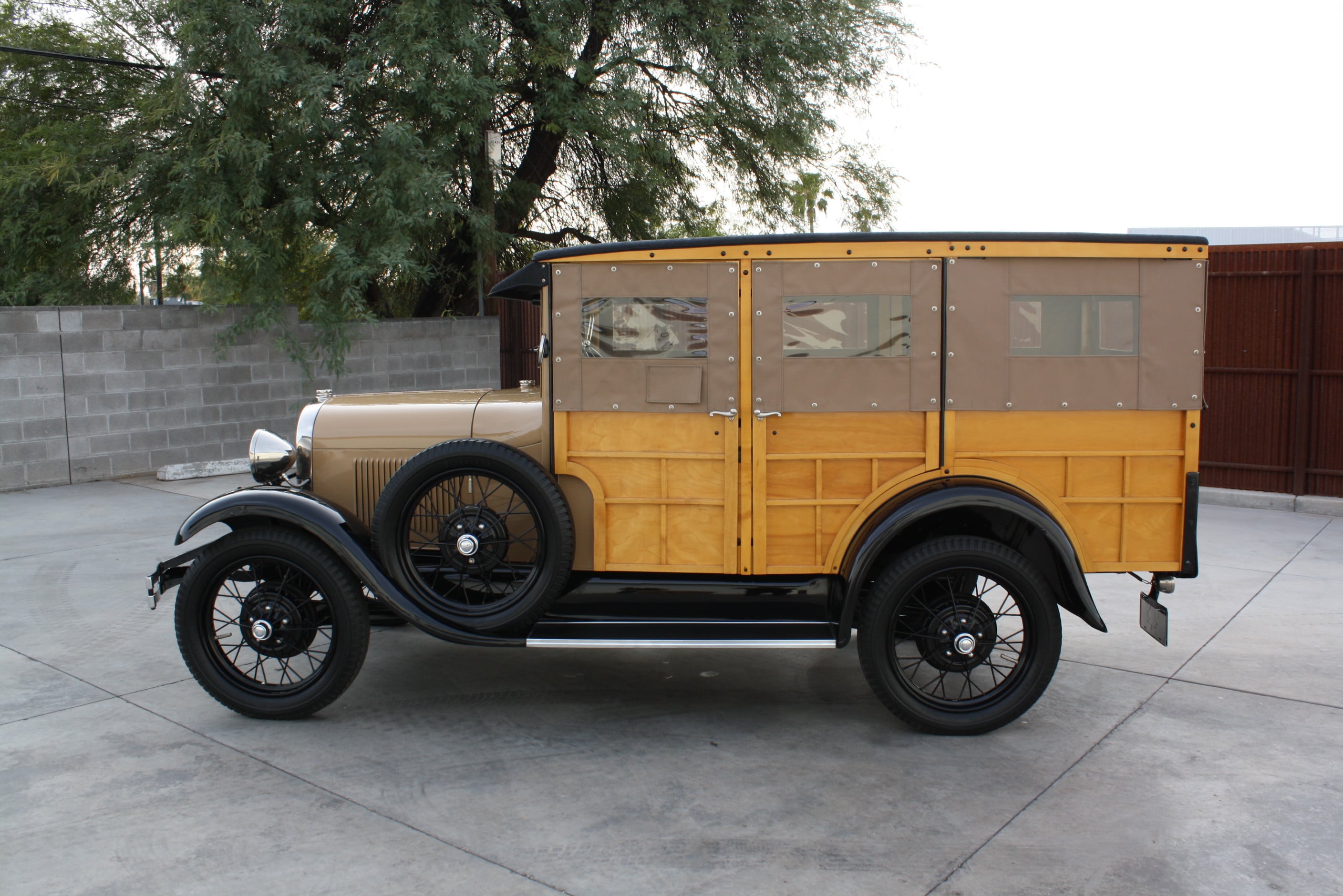 1929 Ford Model A Woody Wagon