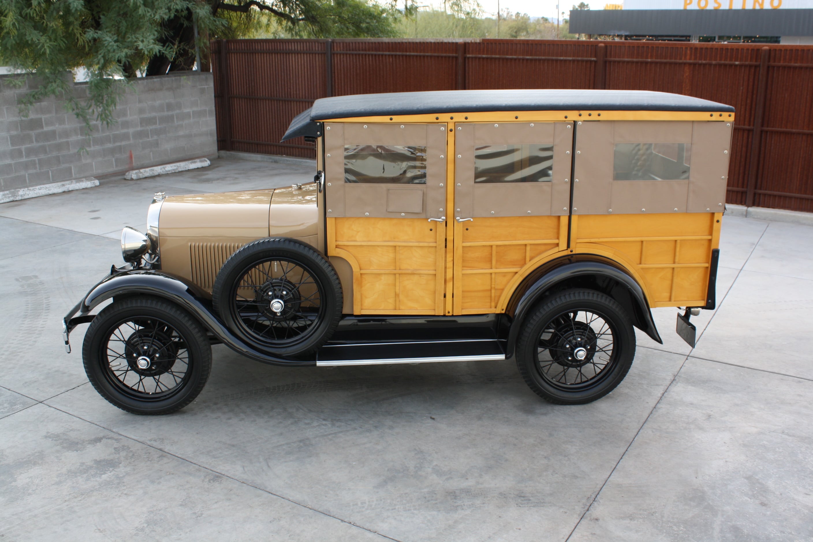 1929 Ford Model A Woody Wagon