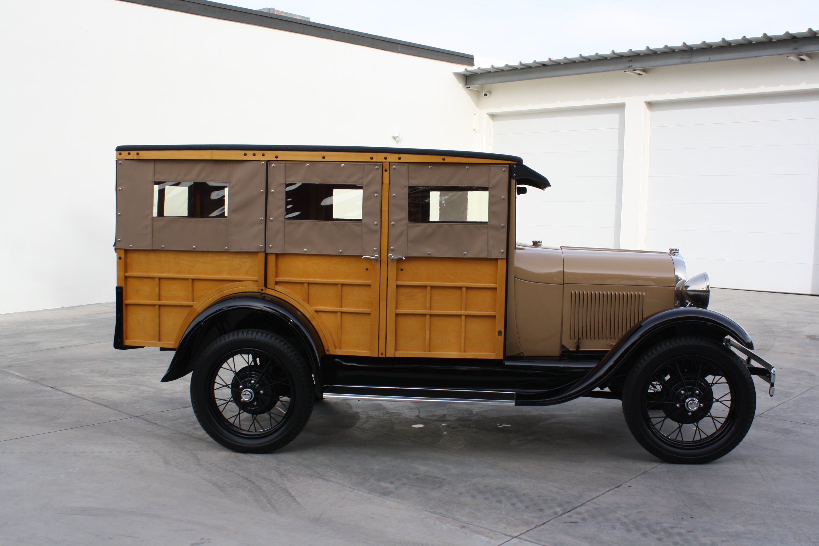 1929 Ford Model A Woody Wagon